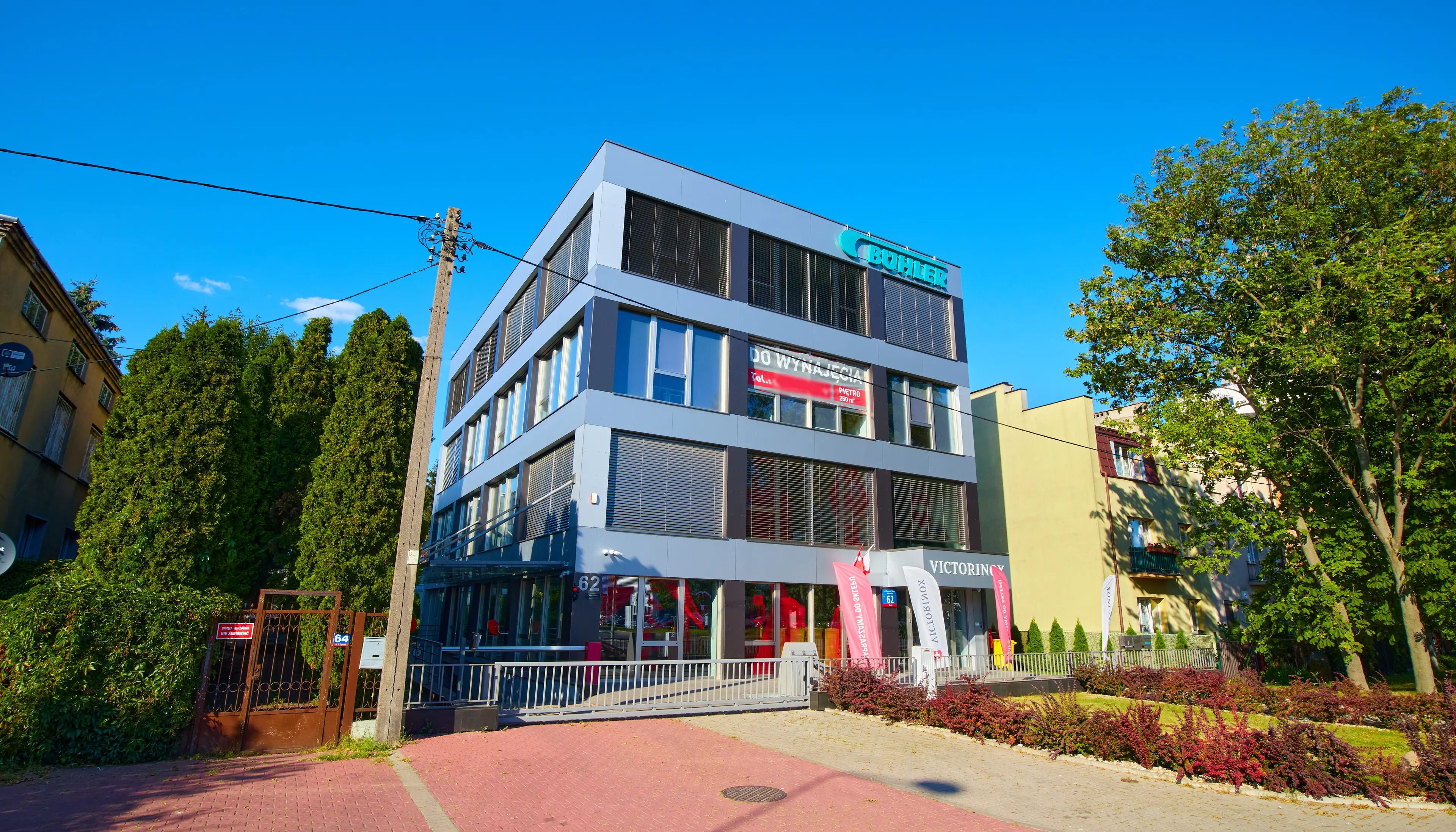 Victorinox, Komitetu Obrony Robotników 62, Warsaw, Ochota i Włochy
