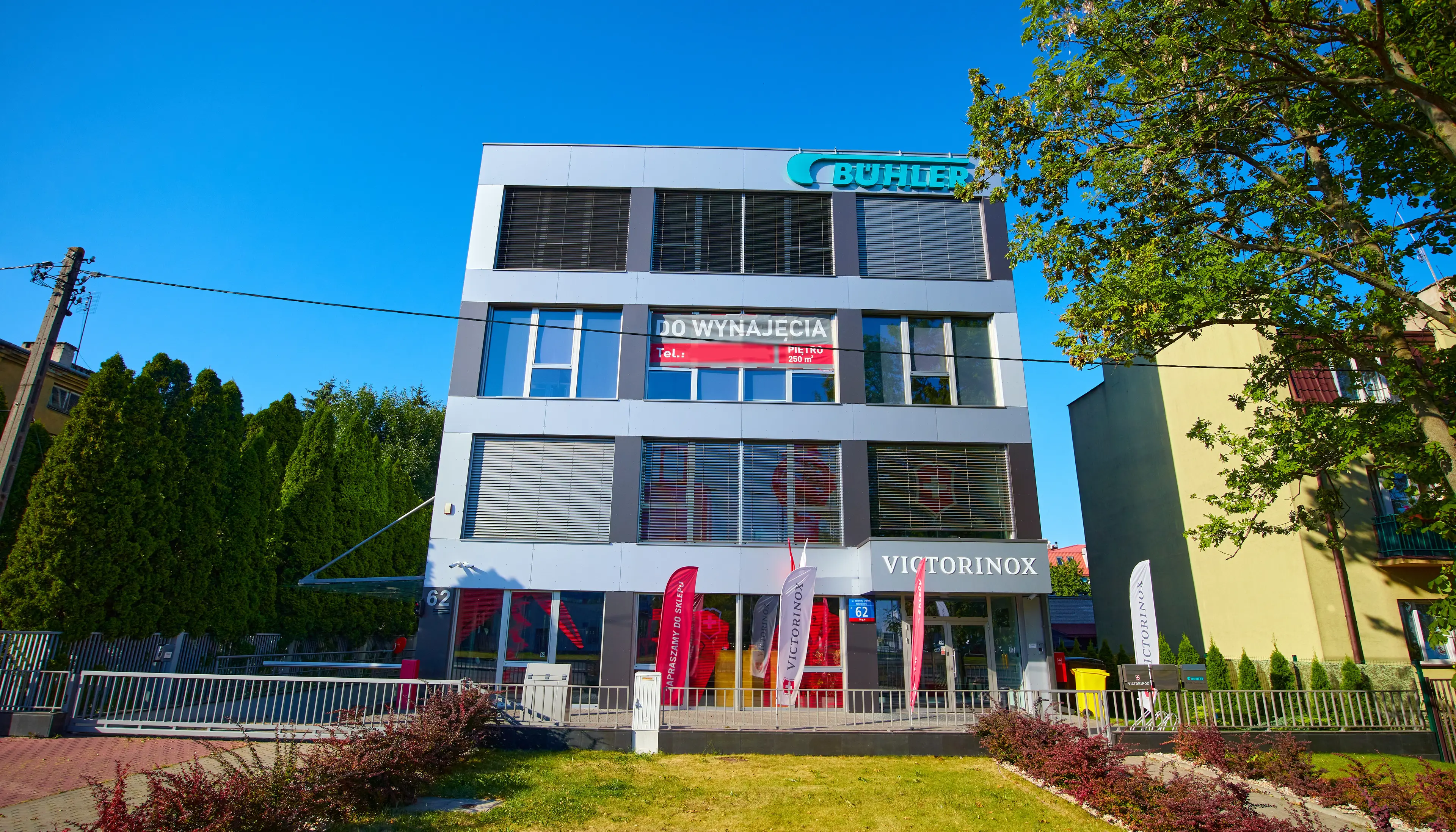 Victorinox, Komitetu Obrony Robotników 62, Warsaw, Ochota i Włochy