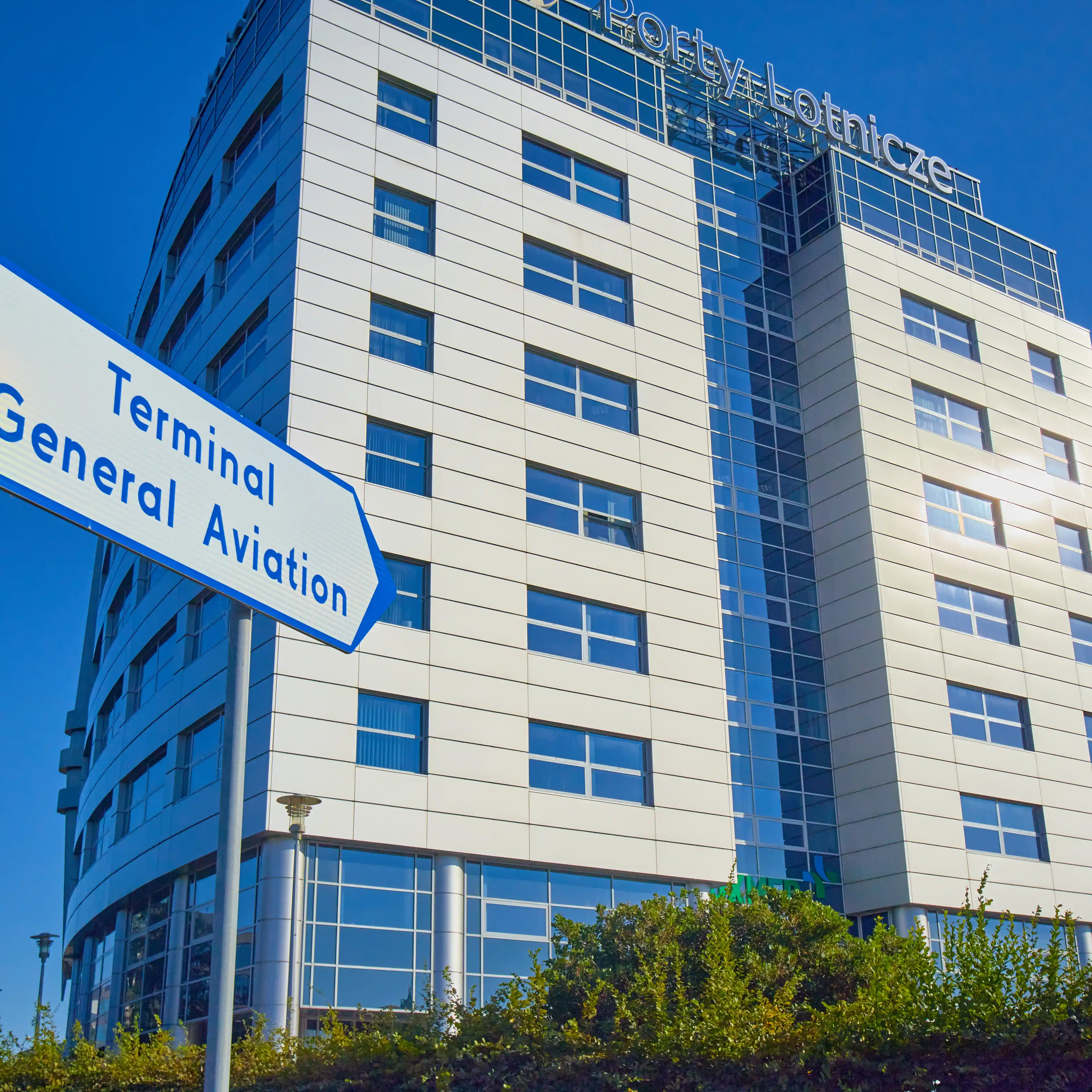 Sonata, Komitetu Obrony Robotników 49, Warszawa, Ochota i Włochy