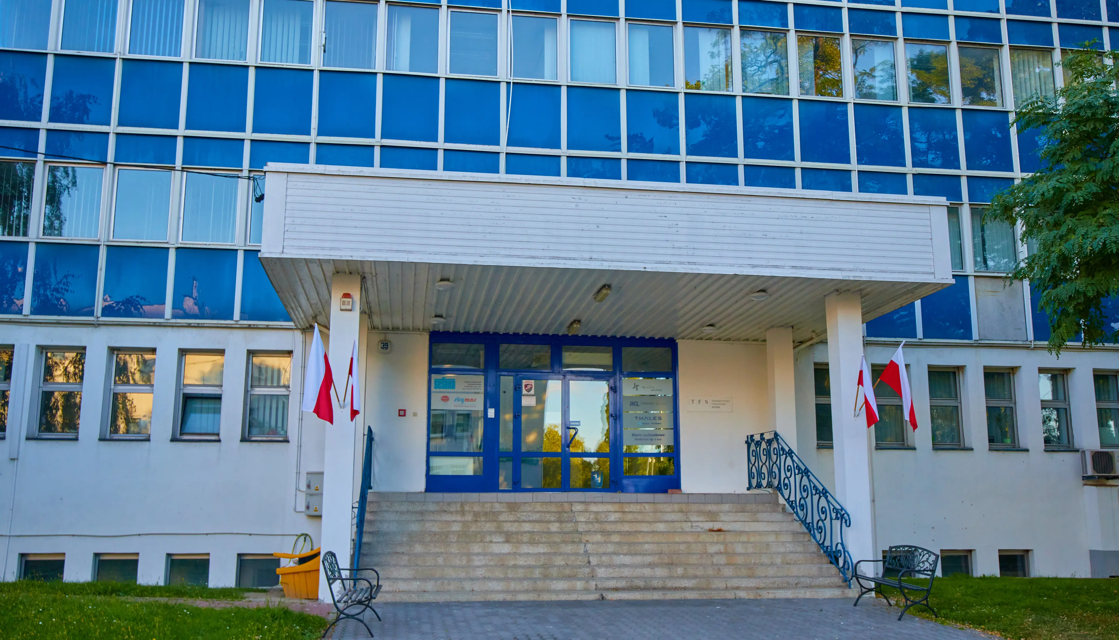 PLL LOT HQ, 17 Stycznia 39, Warszawa, Ochota i Włochy