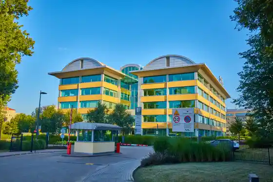 Wiśniowy Business Park E, Iłżecka 26, Warsaw, Ochota i Włochy