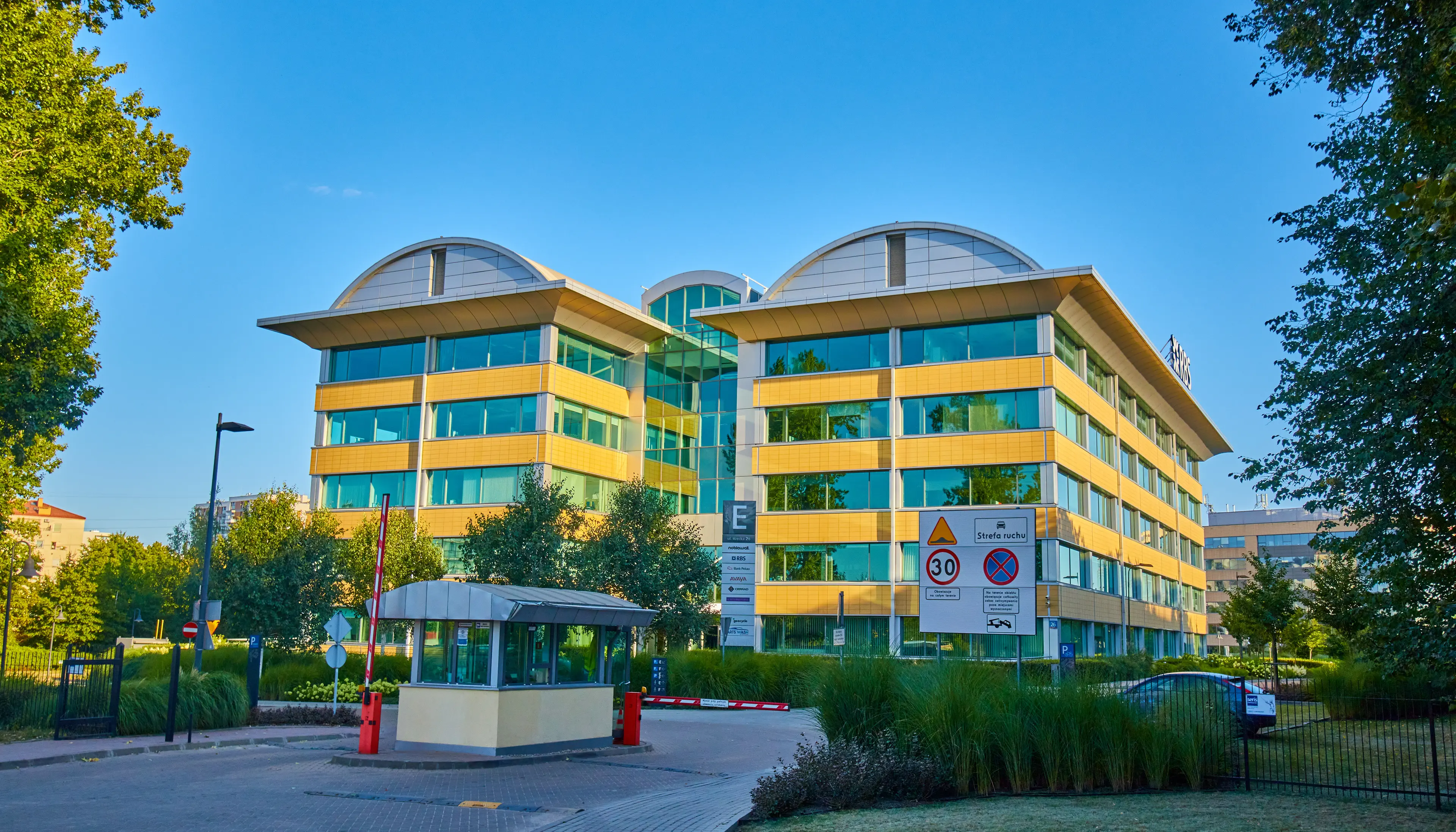 Wiśniowy Business Park E, Iłżecka 26, Warszawa, Ochota i Włochy