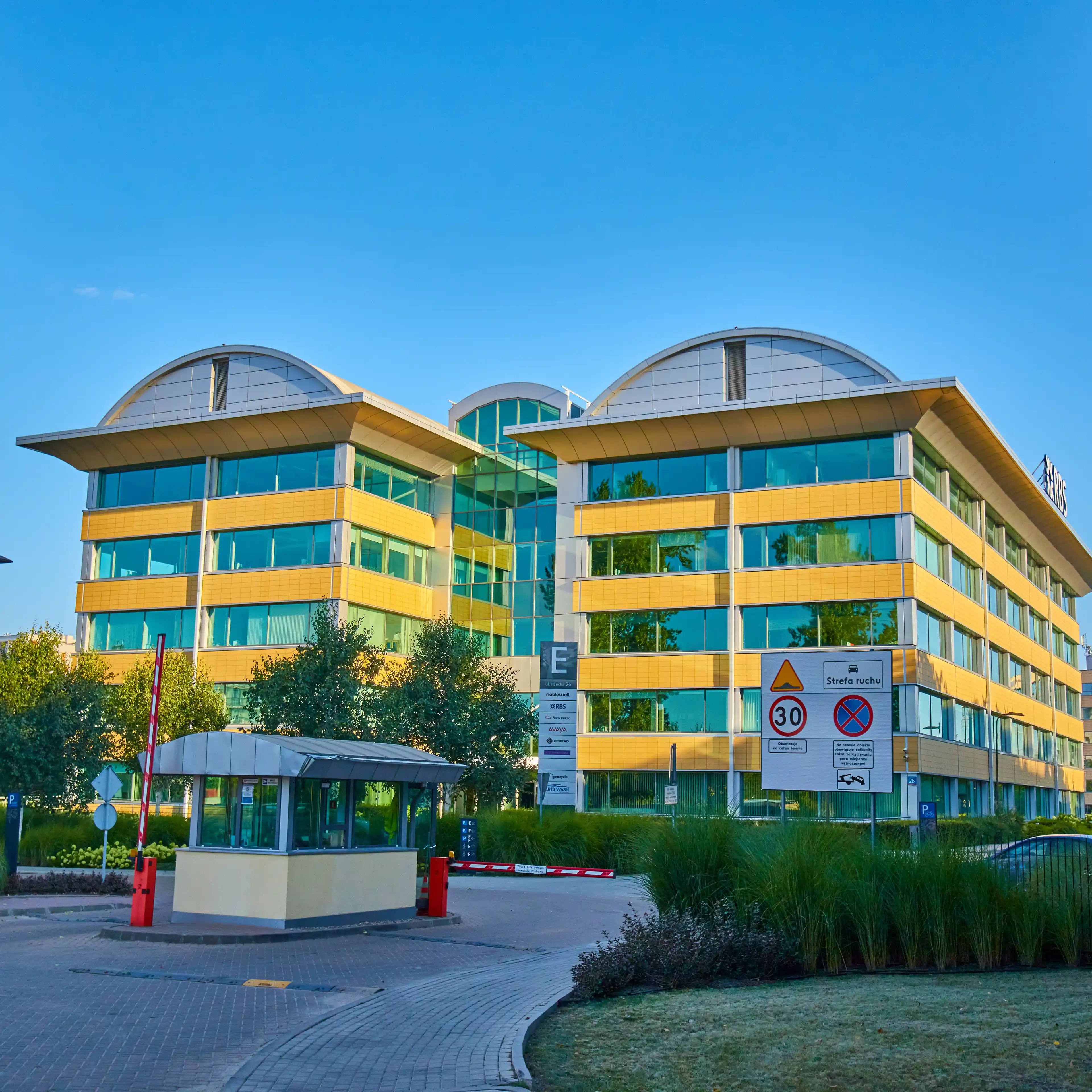 Wiśniowy Business Park E, Iłżecka 26, Warsaw, Ochota i Włochy