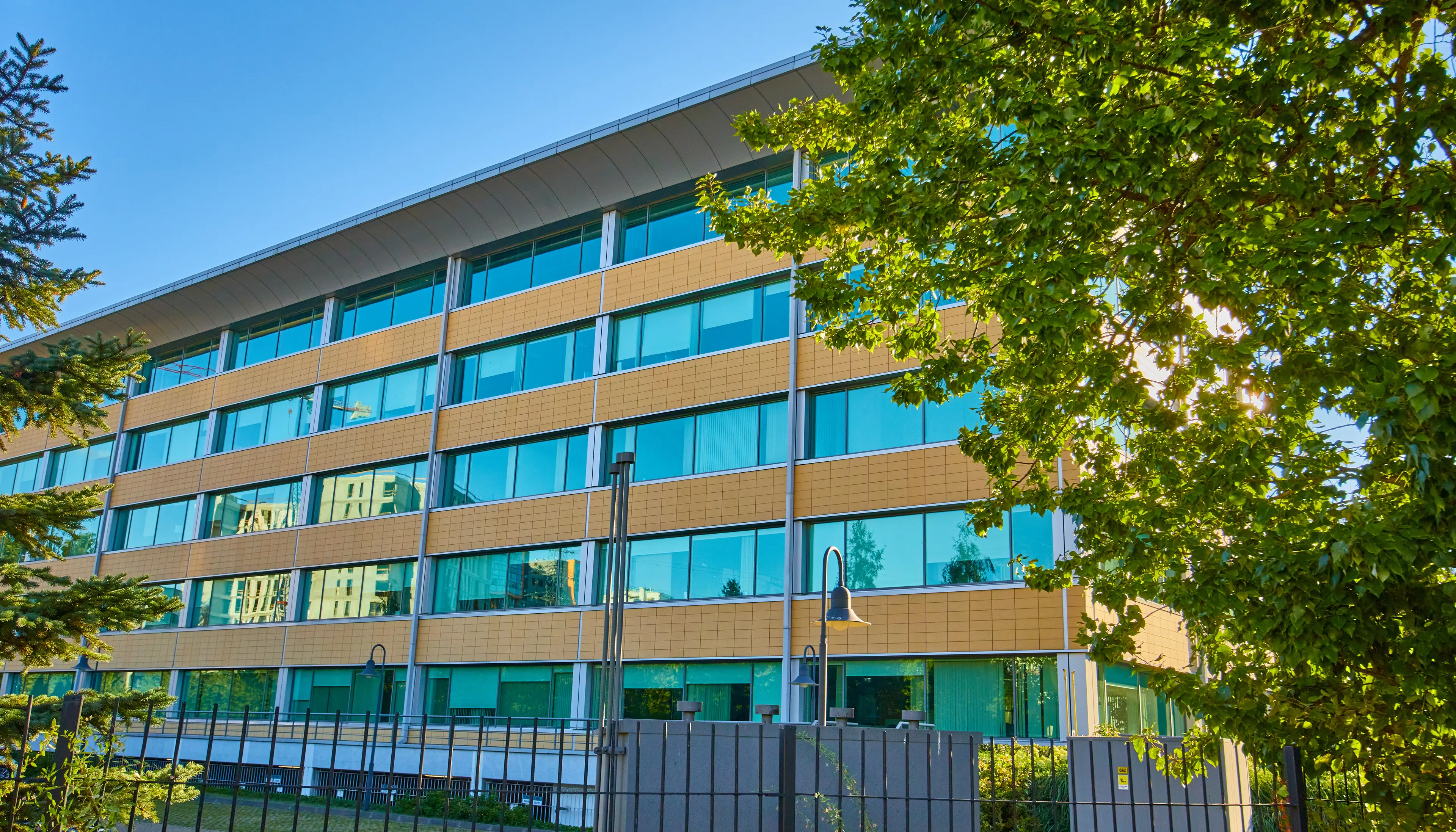 Wiśniowy Business Park E, Iłżecka 26, Warszawa, Ochota i Włochy