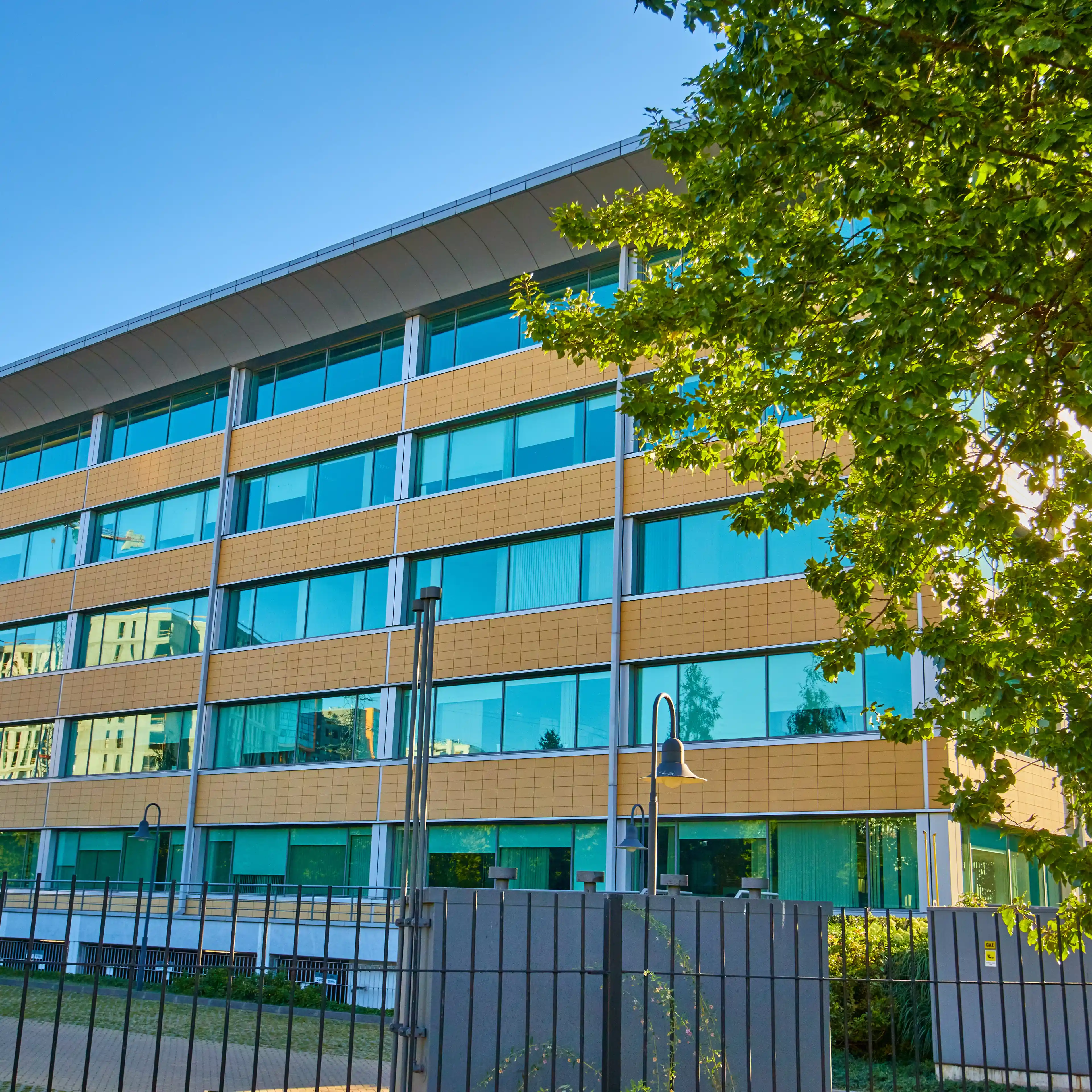 Wiśniowy Business Park E, Iłżecka 26, Warsaw, Ochota i Włochy