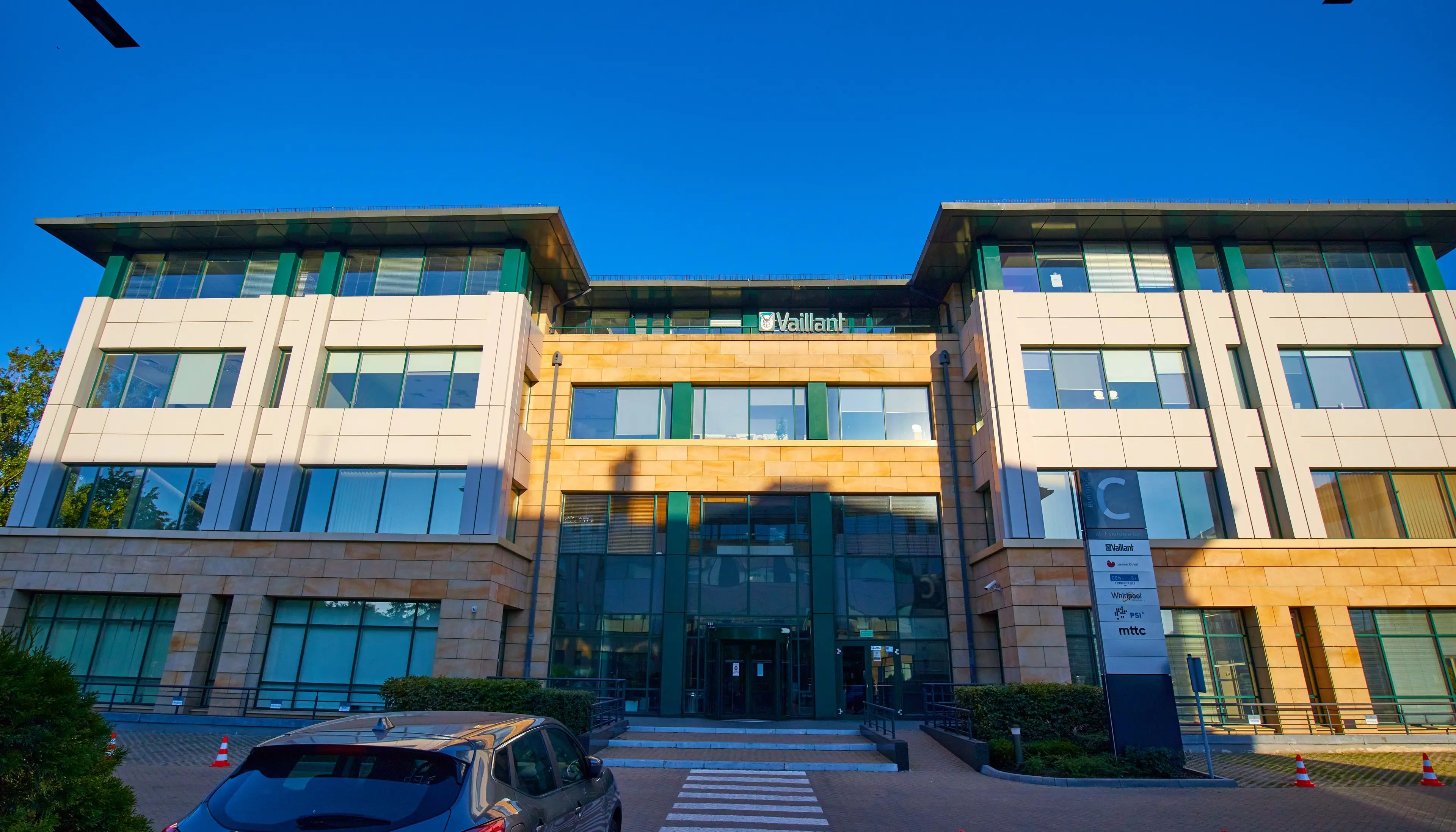 Wiśniowy Business Park C, 1 Sierpnia 6A, Warszawa, Ochota i Włochy
