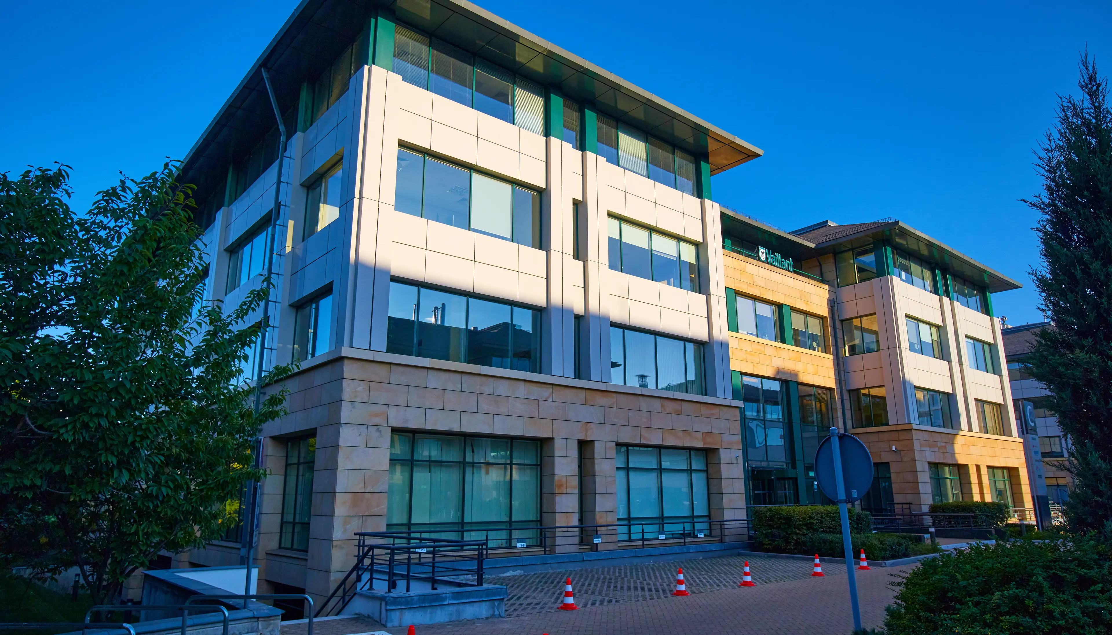 Wiśniowy Business Park C, 1 Sierpnia 6A, Warszawa, Ochota i Włochy