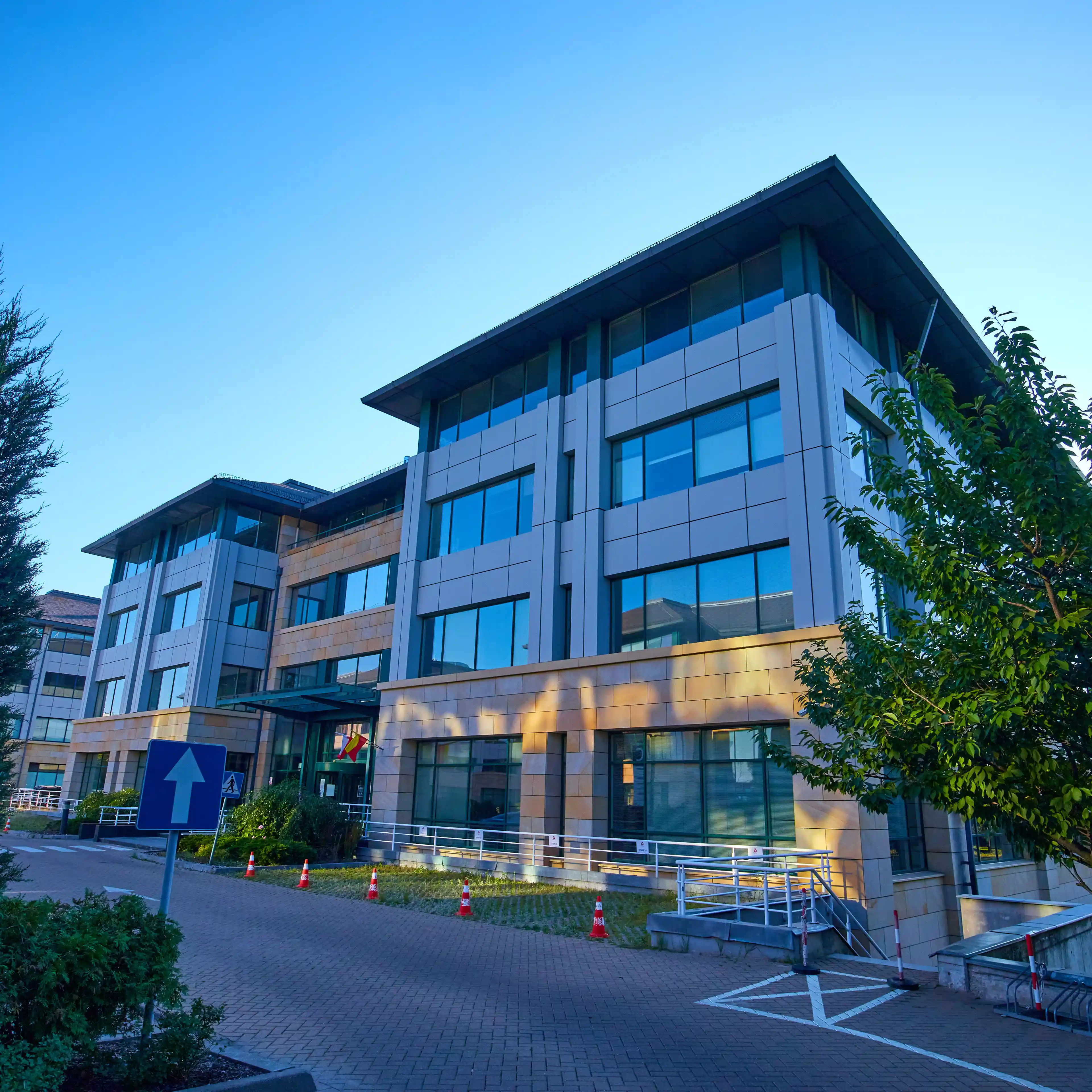 Wiśniowy Business Park B, 1 Sierpnia 8 A, Warsaw, Ochota i Włochy