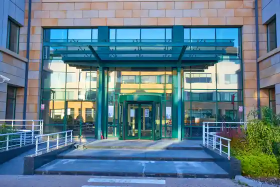 Wiśniowy Business Park B, 1 Sierpnia 8 A, Warszawa, Ochota i Włochy