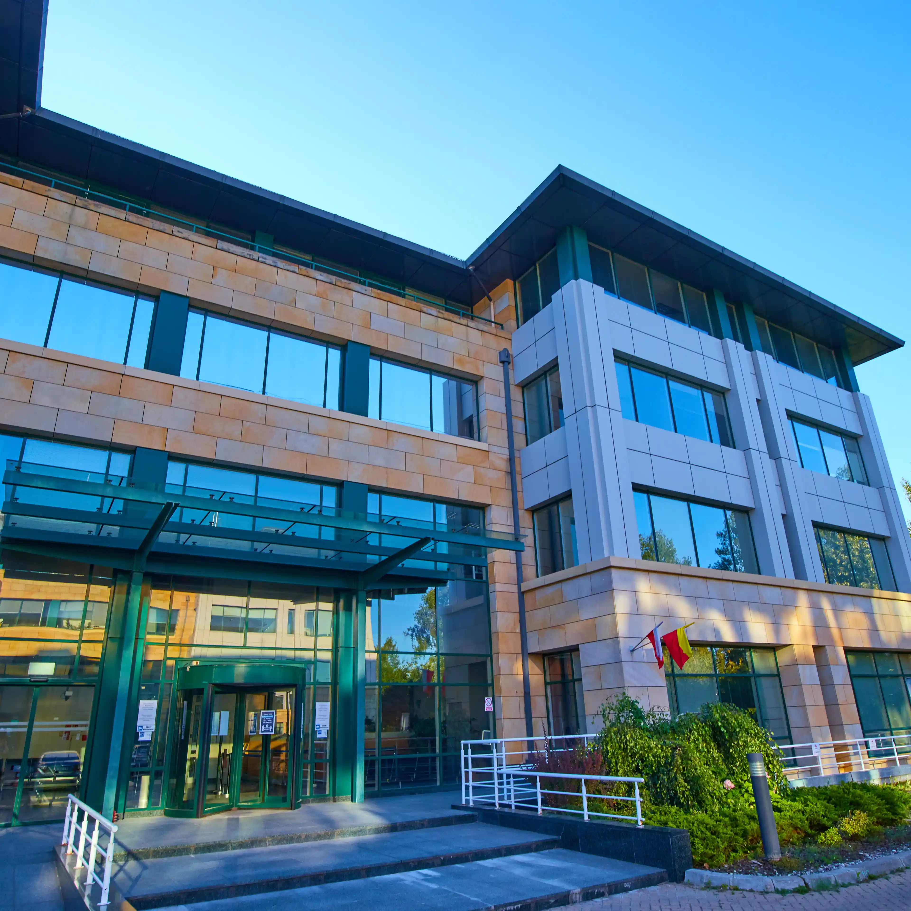 Wiśniowy Business Park B, 1 Sierpnia 8 A, Warsaw, Ochota i Włochy