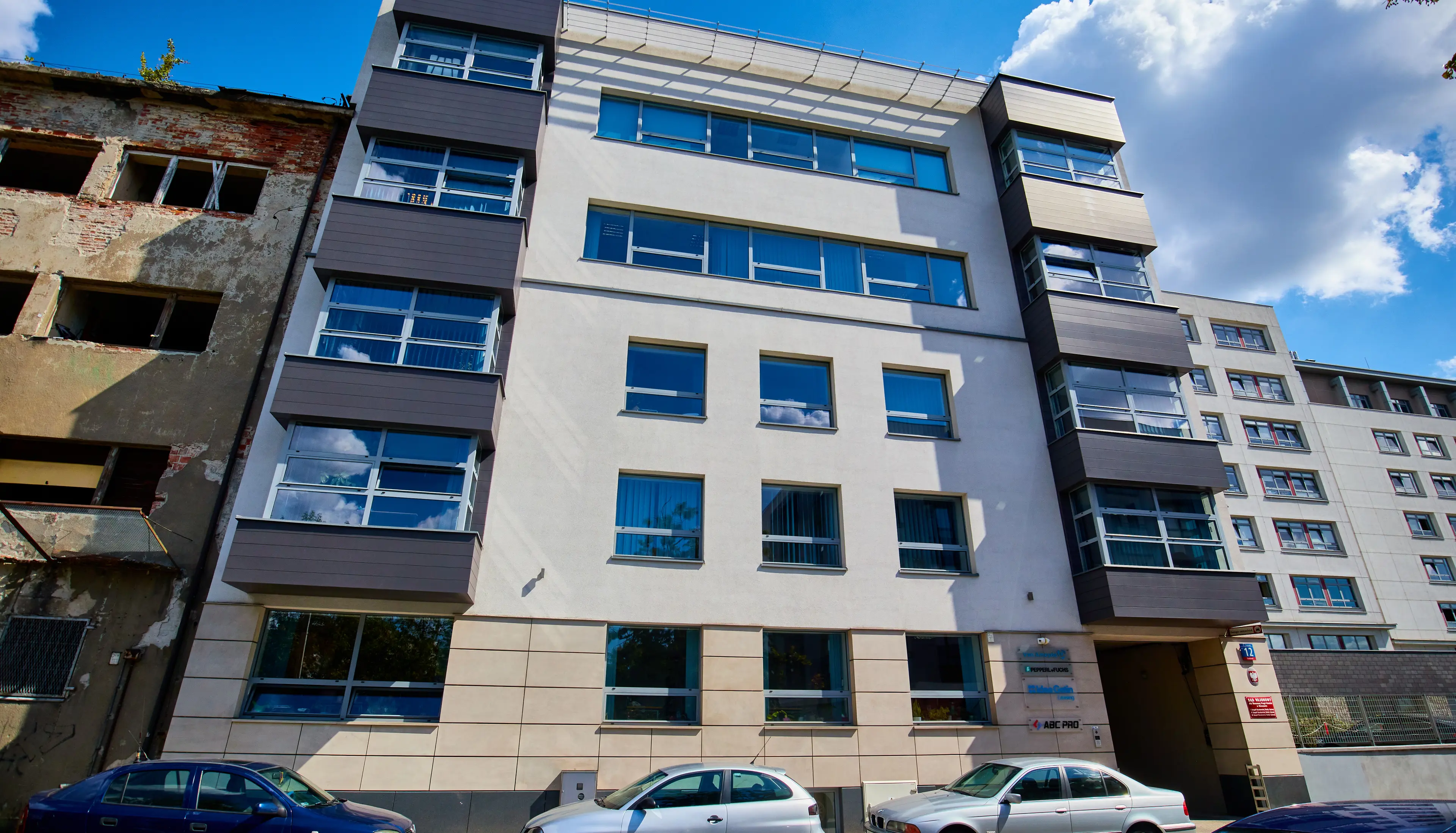 HNW Center, Owsiana 12, Warszawa, Praga