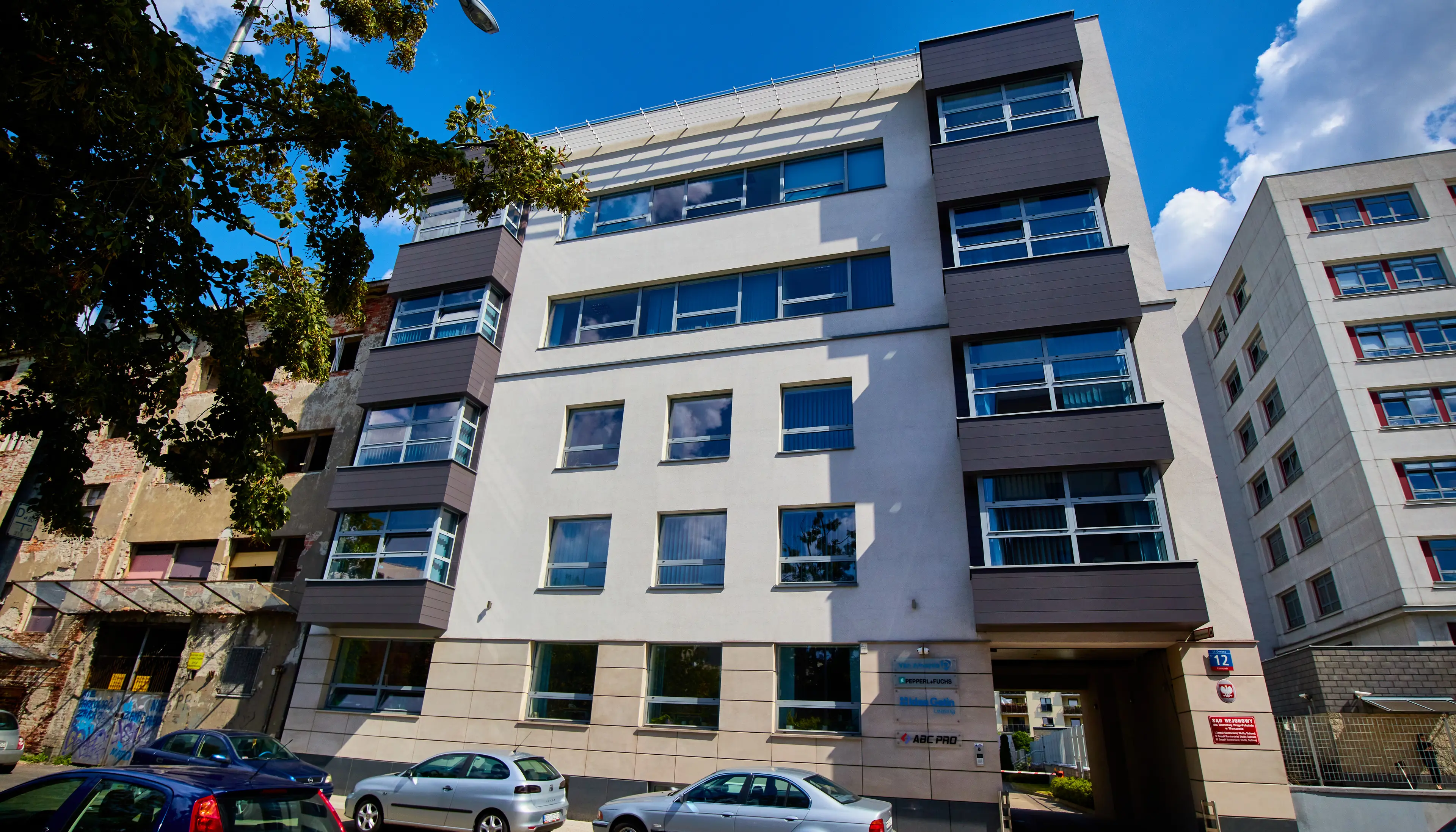 HNW Center, Owsiana 12, Warszawa, Praga