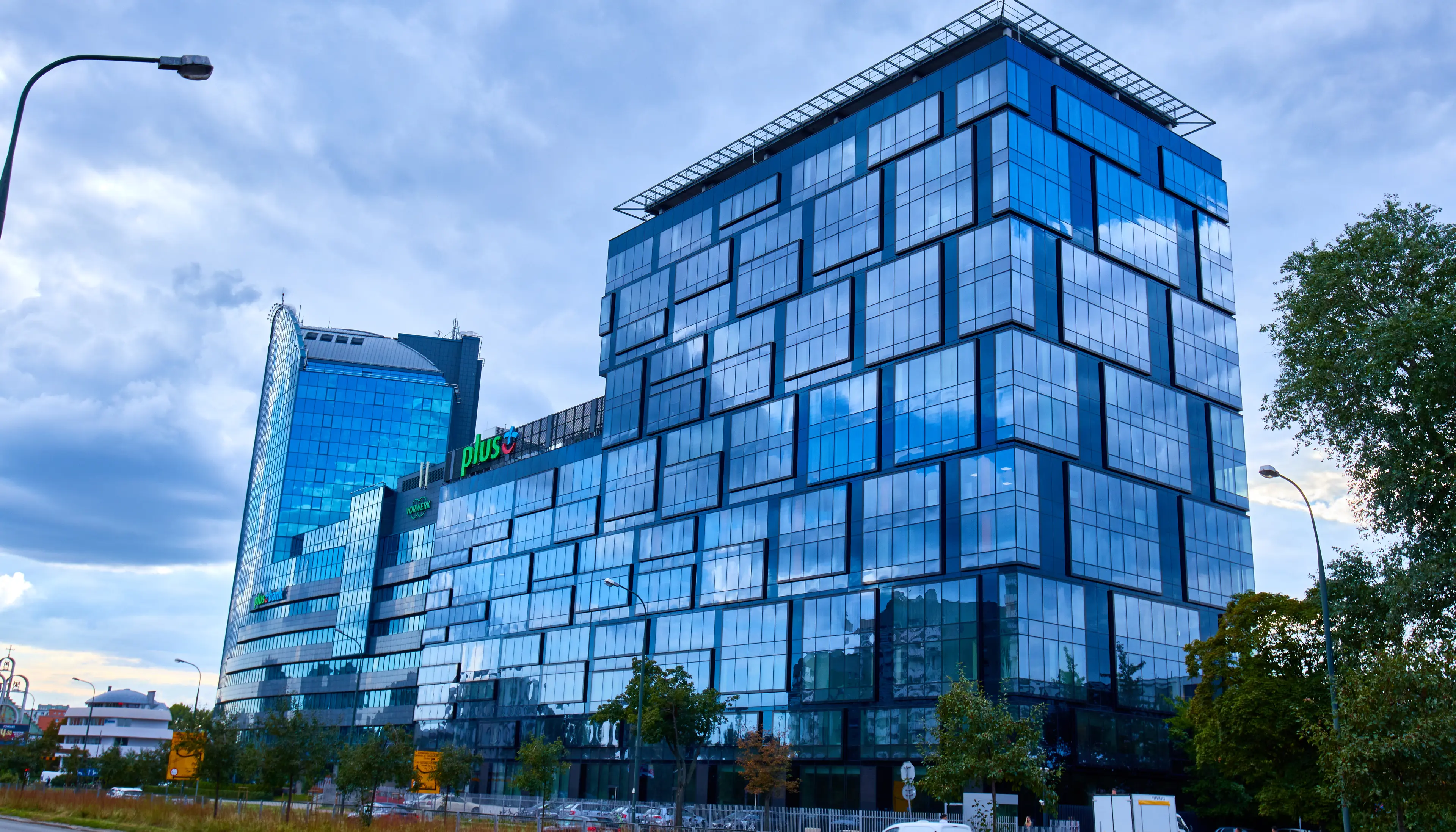 Blue Point 2, Al. Stanów Zjednoczonych / Granadierów 61, Warsaw, Praga