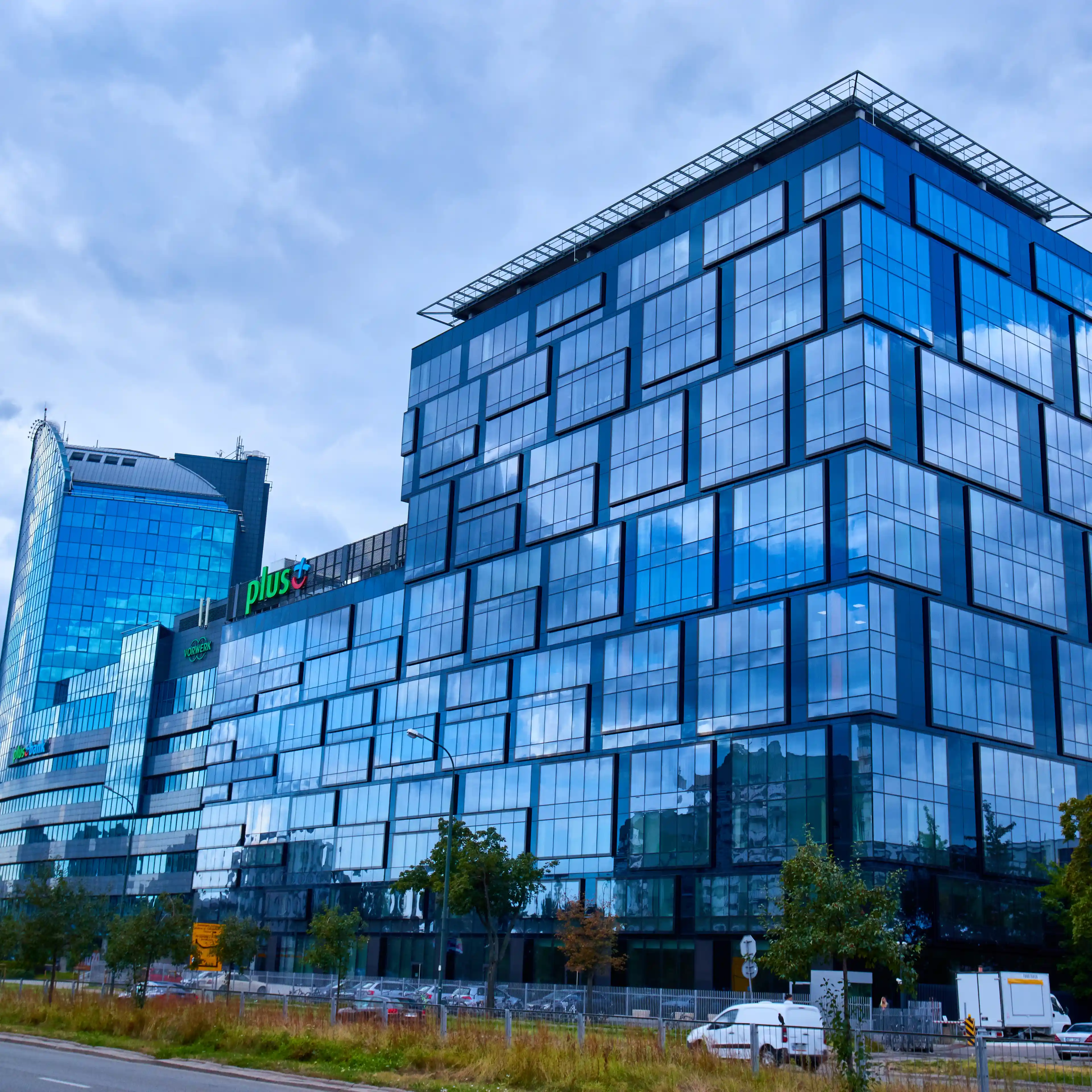 Blue Point 2, Al. Stanów Zjednoczonych / Granadierów 61, Warszawa, Praga