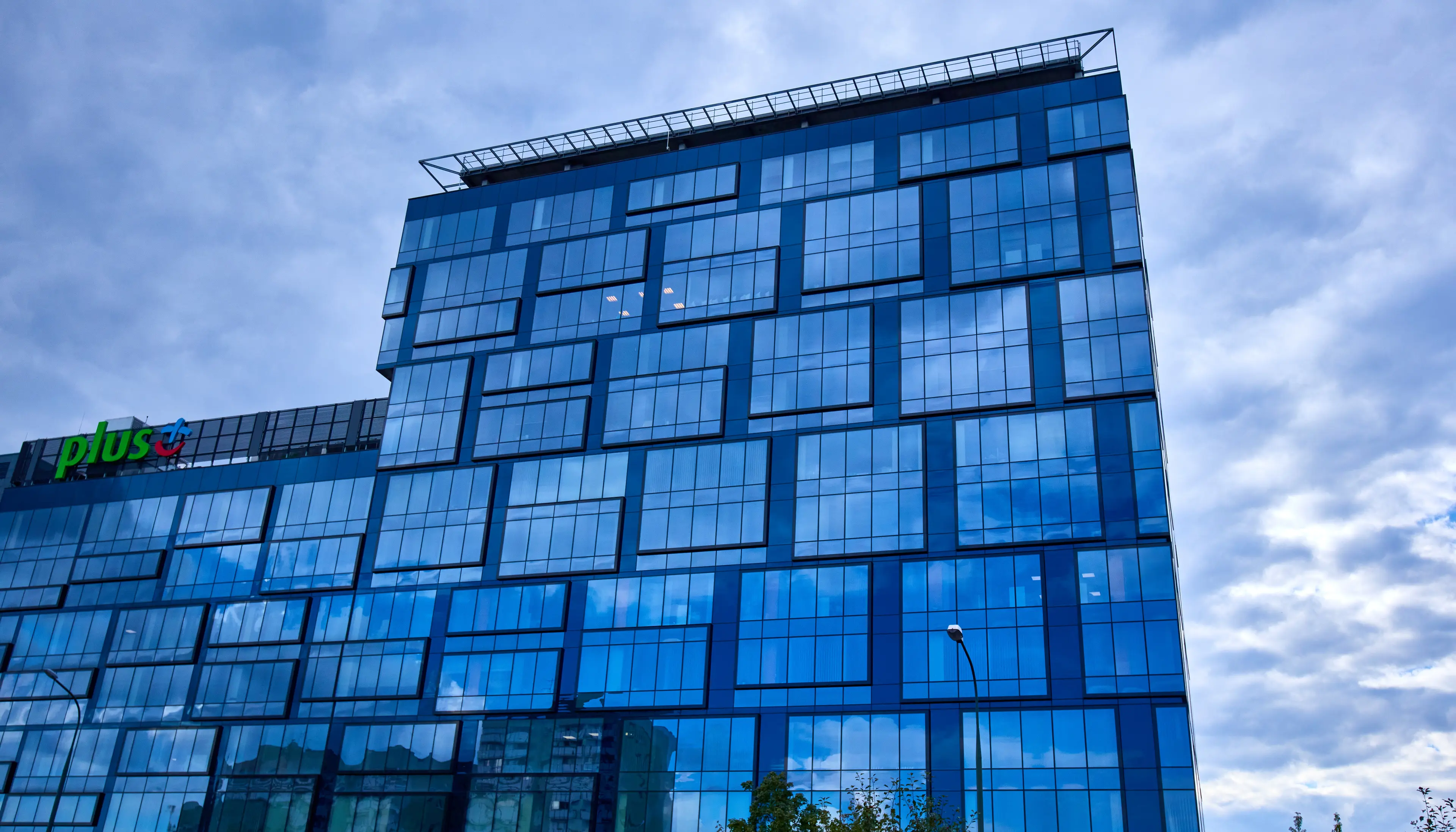 Blue Point 2, Al. Stanów Zjednoczonych / Granadierów 61, Warsaw, Praga