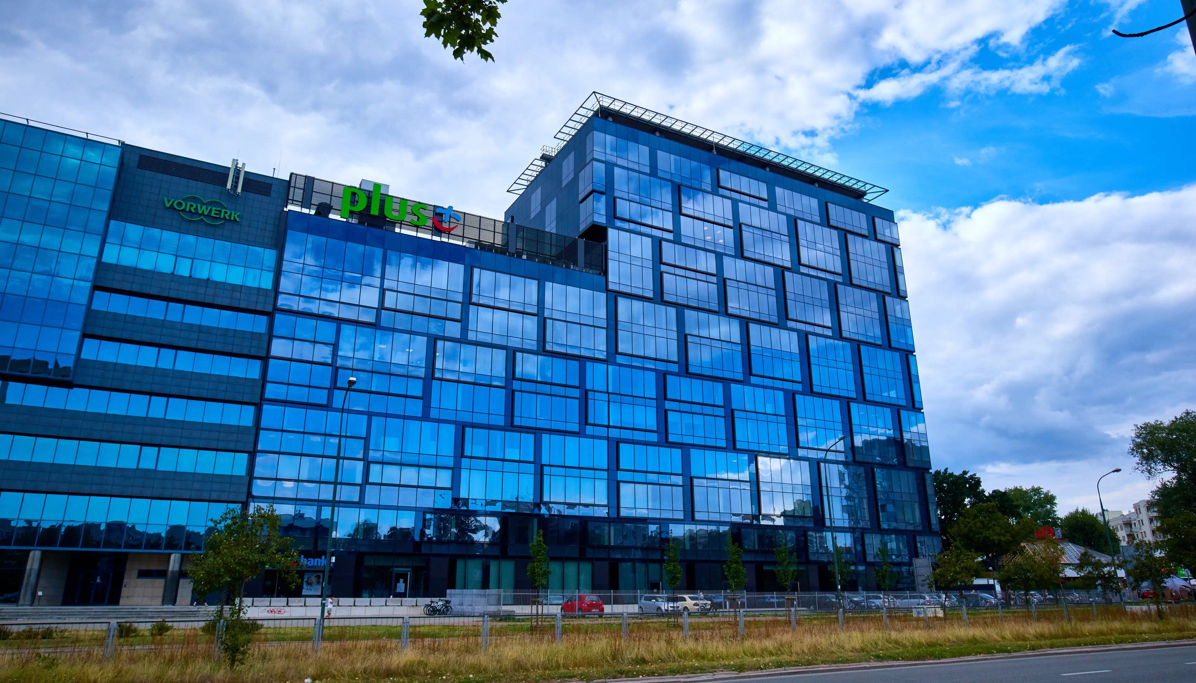 Blue Point 2, Al. Stanów Zjednoczonych / Granadierów 61, Warsaw, Praga
