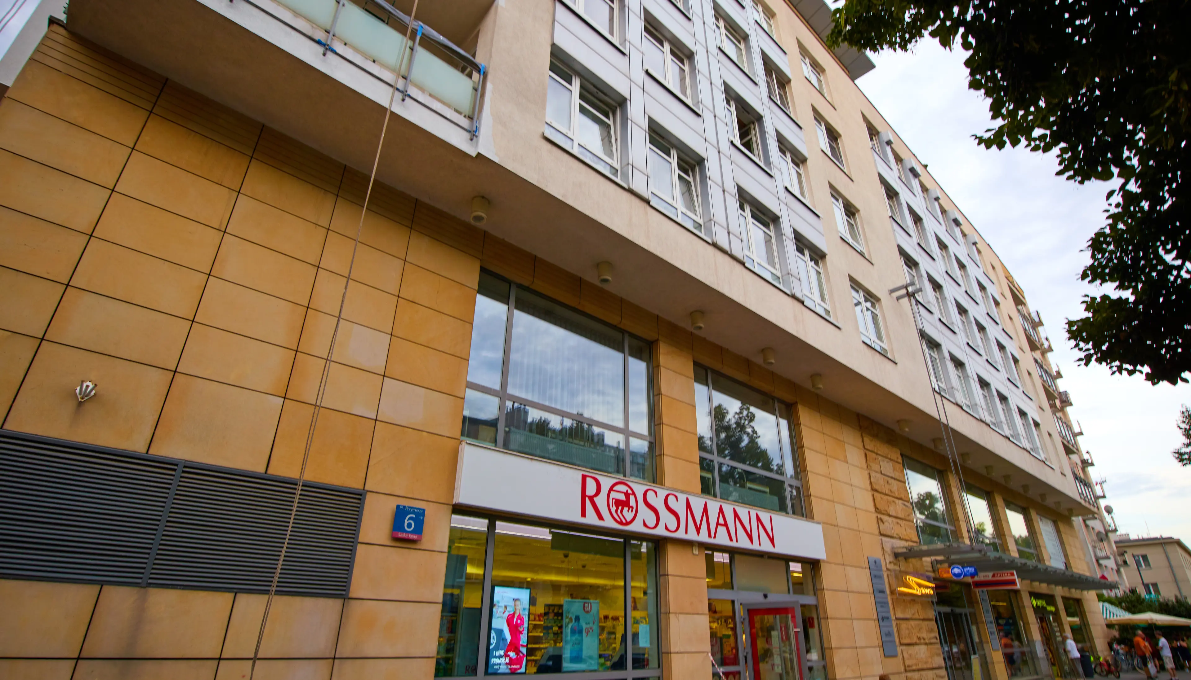 Plac Przymierza 6/26 - Biura serwisowane, Plac Przymierza 6/26, Warszawa, Praga