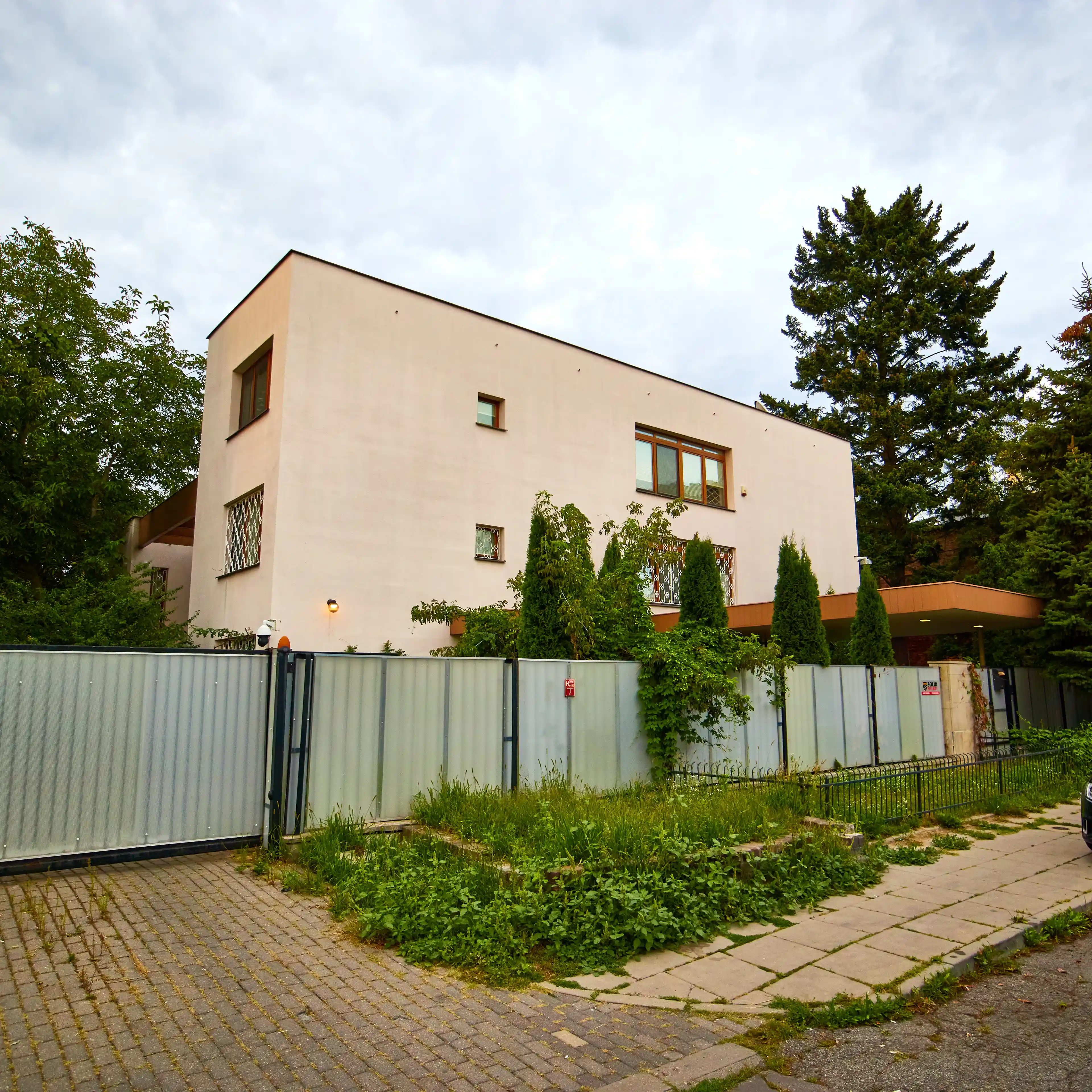 Berneńska 6, Berneńska 6, Warszawa, Praga