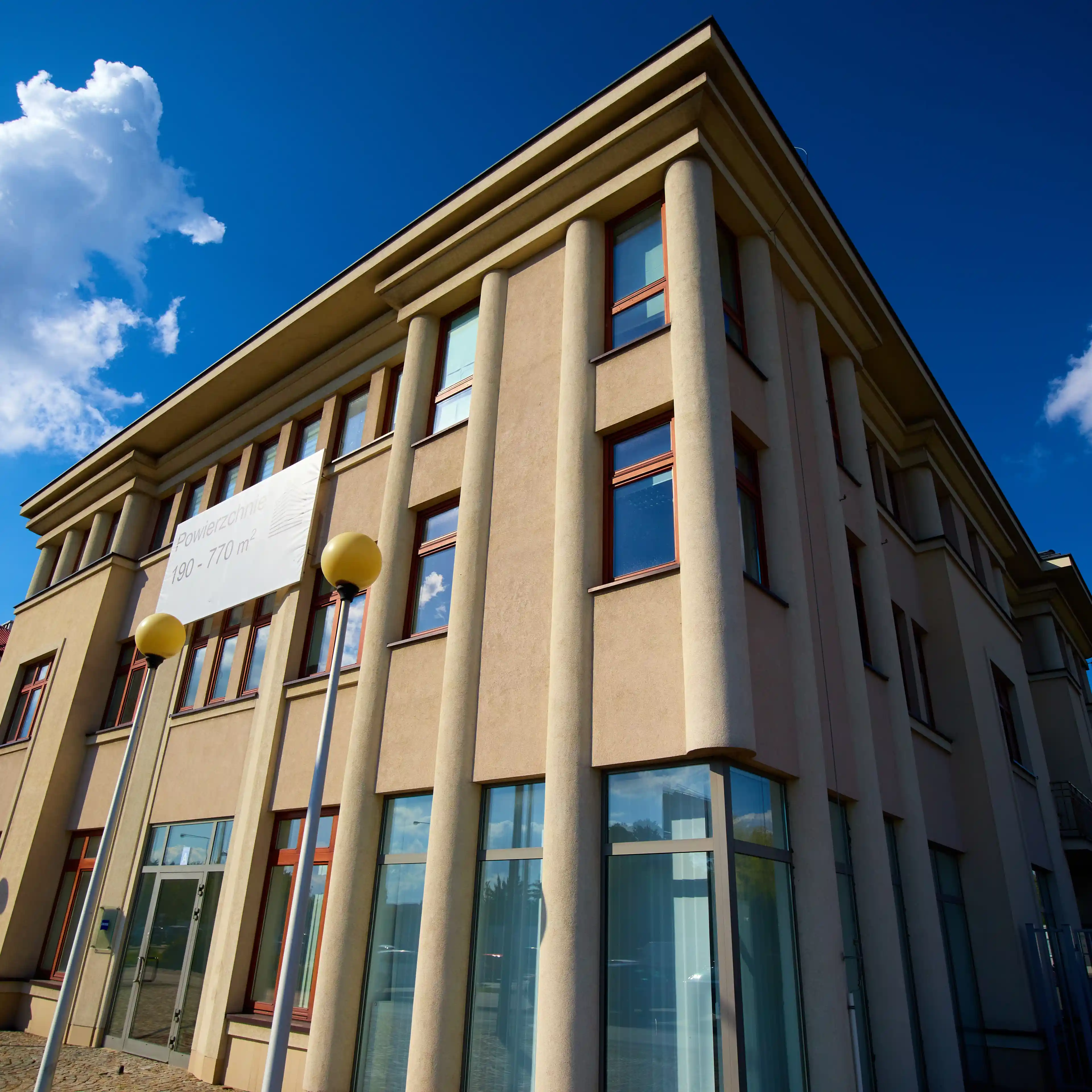 Łopuszańska 32, Łopuszańska 32, Warsaw, Ochota i Włochy