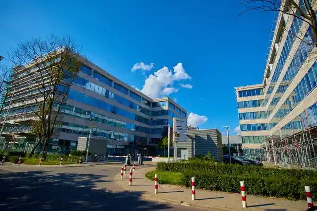 Łopuszańska Business Park CD, Łopuszańska 38 CD, Warszawa, Ochota i Włochy
