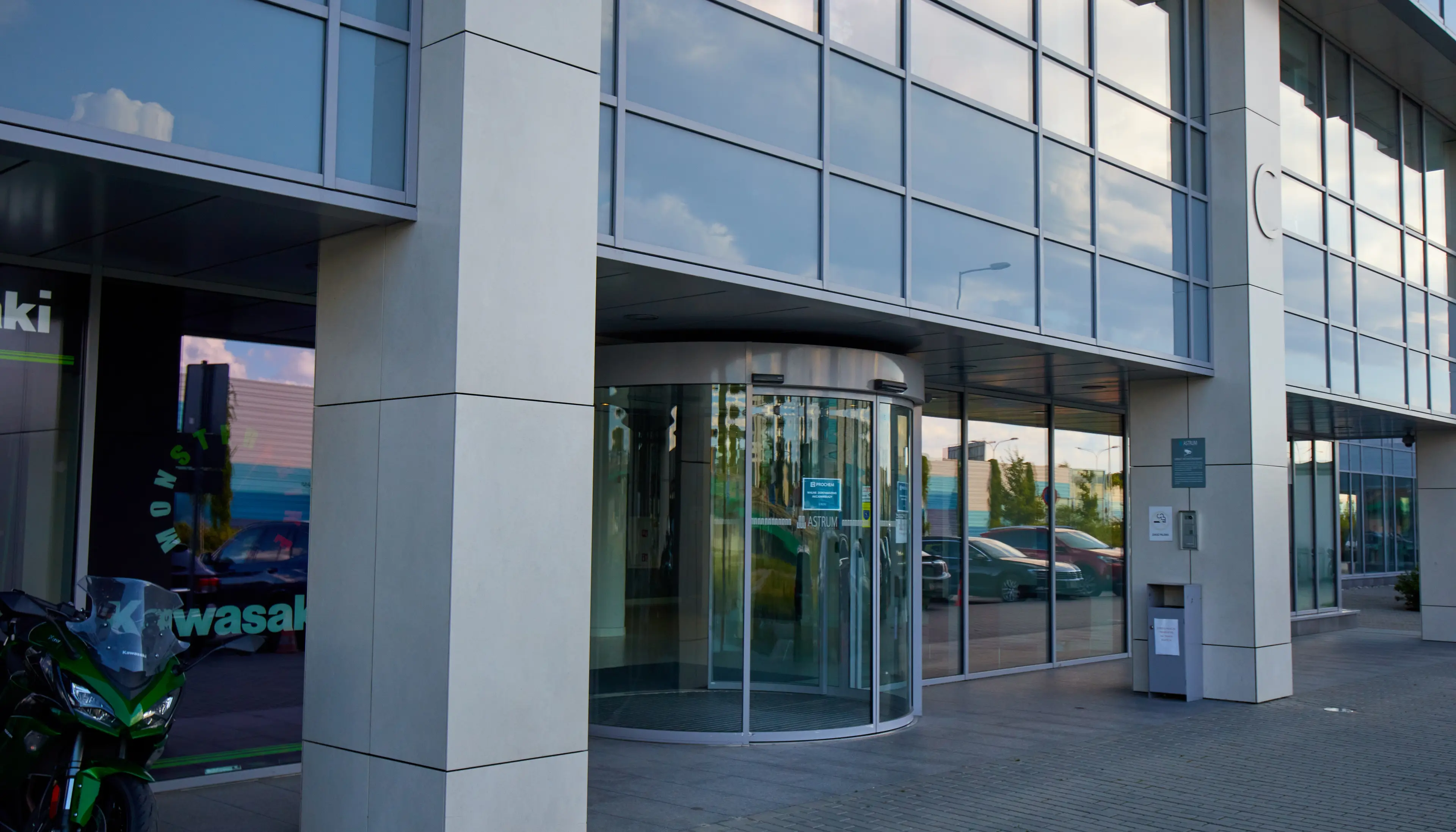Astrum Business Park, Łopuszańska 95, Warsaw, Ochota i Włochy