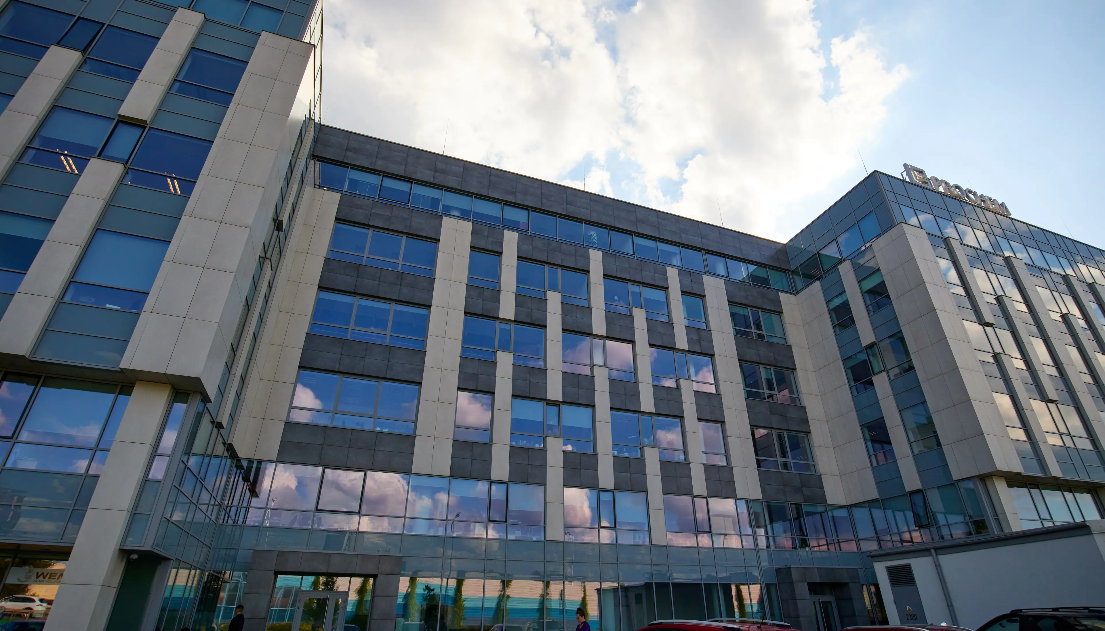 Astrum Business Park, Łopuszańska 95, Warszawa, Ochota i Włochy