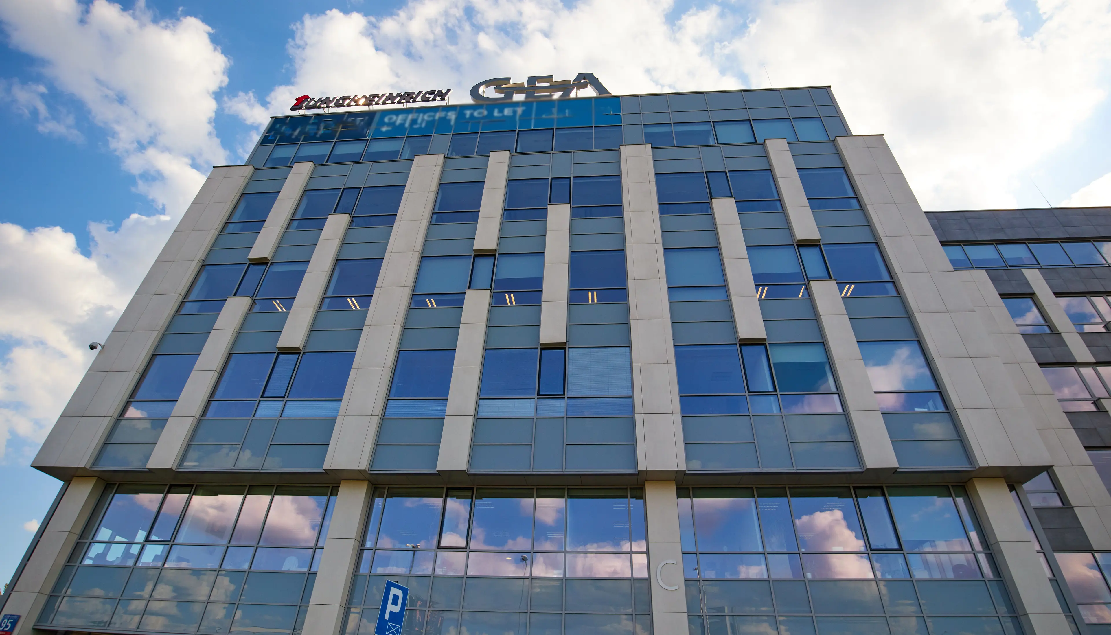 Astrum Business Park, Łopuszańska 95, Warszawa, Ochota i Włochy