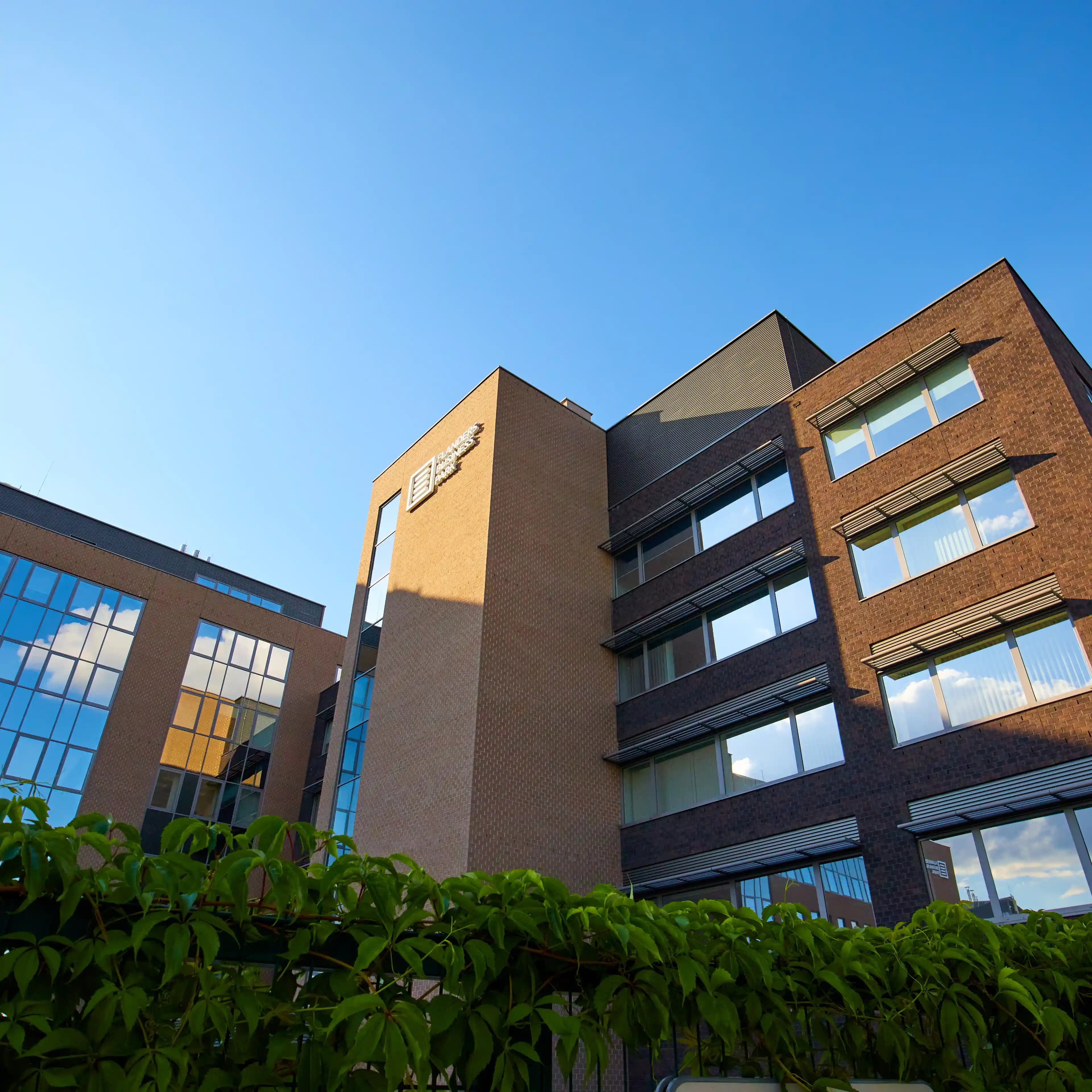 Flanders Business Park A, Flisa 2, Warsaw, Ochota i Włochy