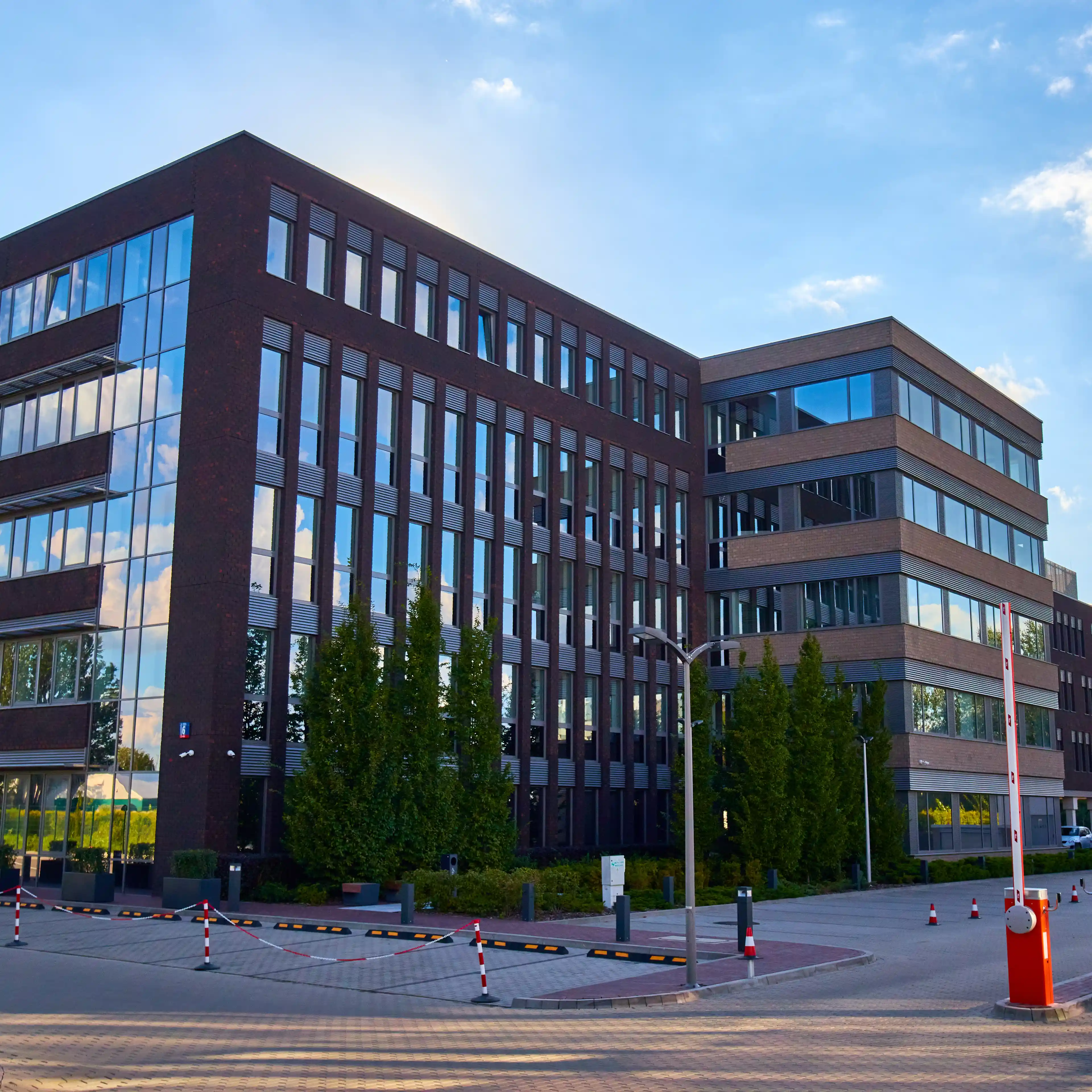 Flanders Business Park C, Flisa 6, Warsaw, Ochota i Włochy