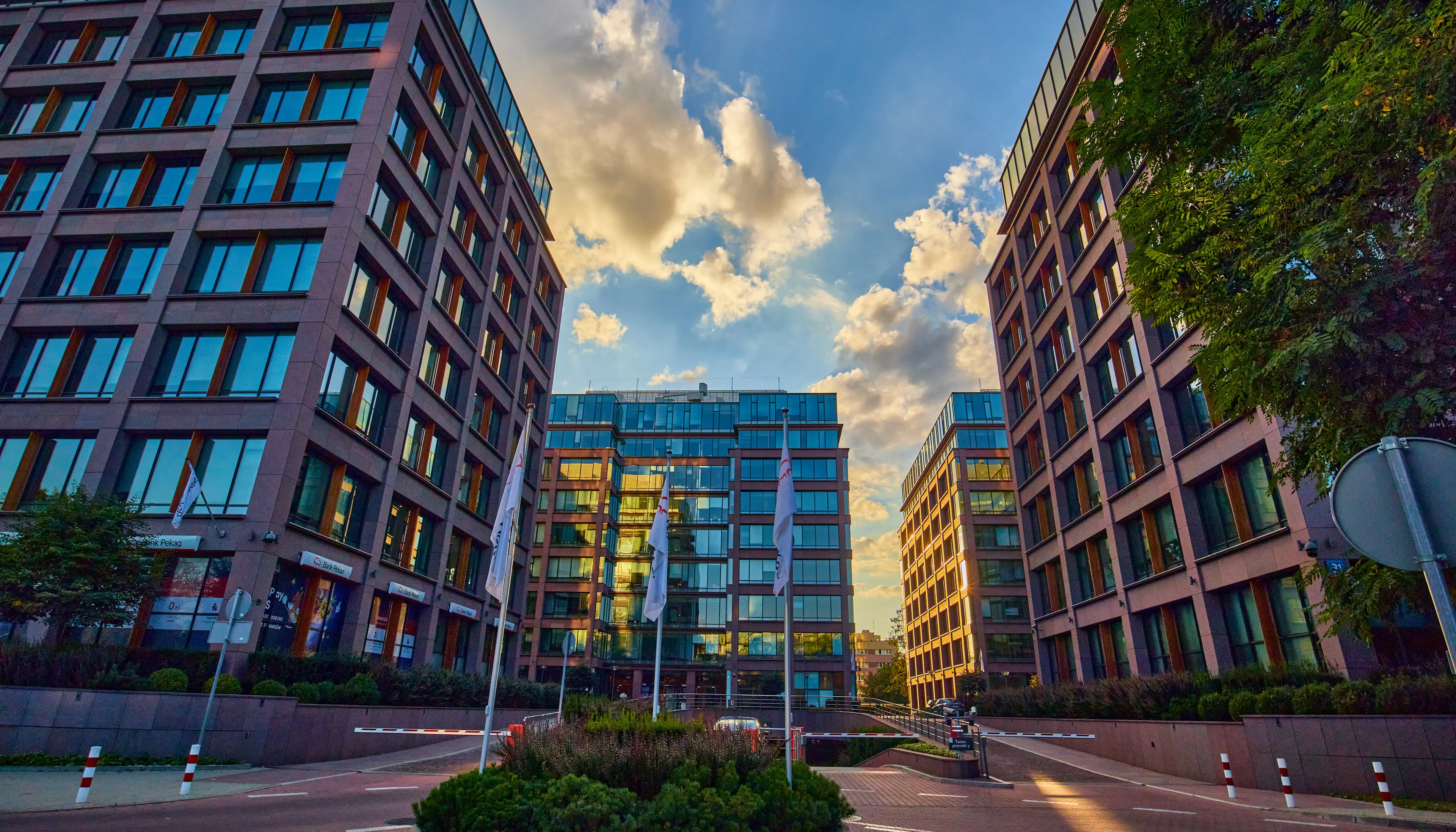 Lipowy Office Park 2, Żwirki i Wigury 31, Warsaw, Ochota i Włochy