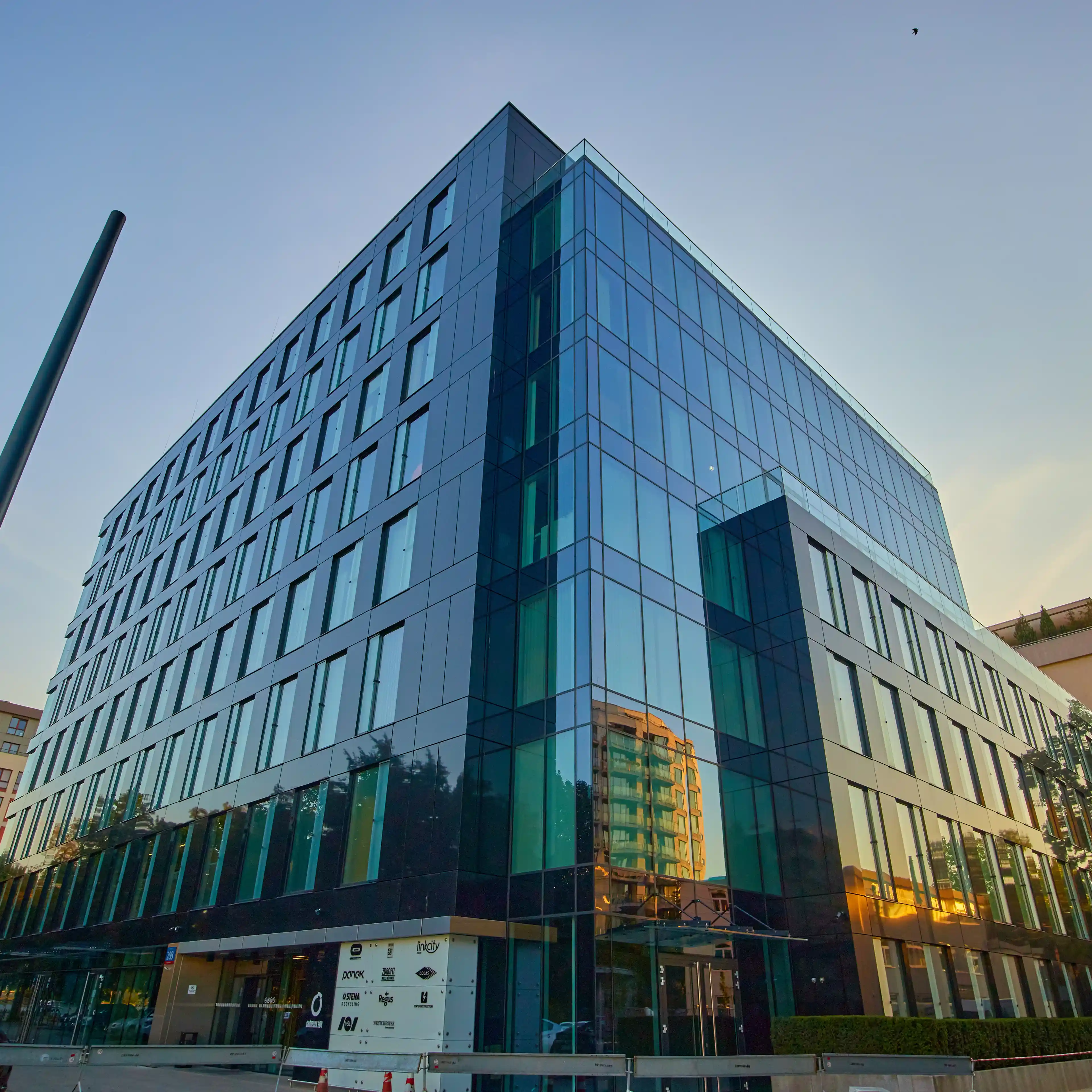 Grójecka Offices - Biura serwisowane, Grójecka 208, Warszawa, Ochota i Włochy