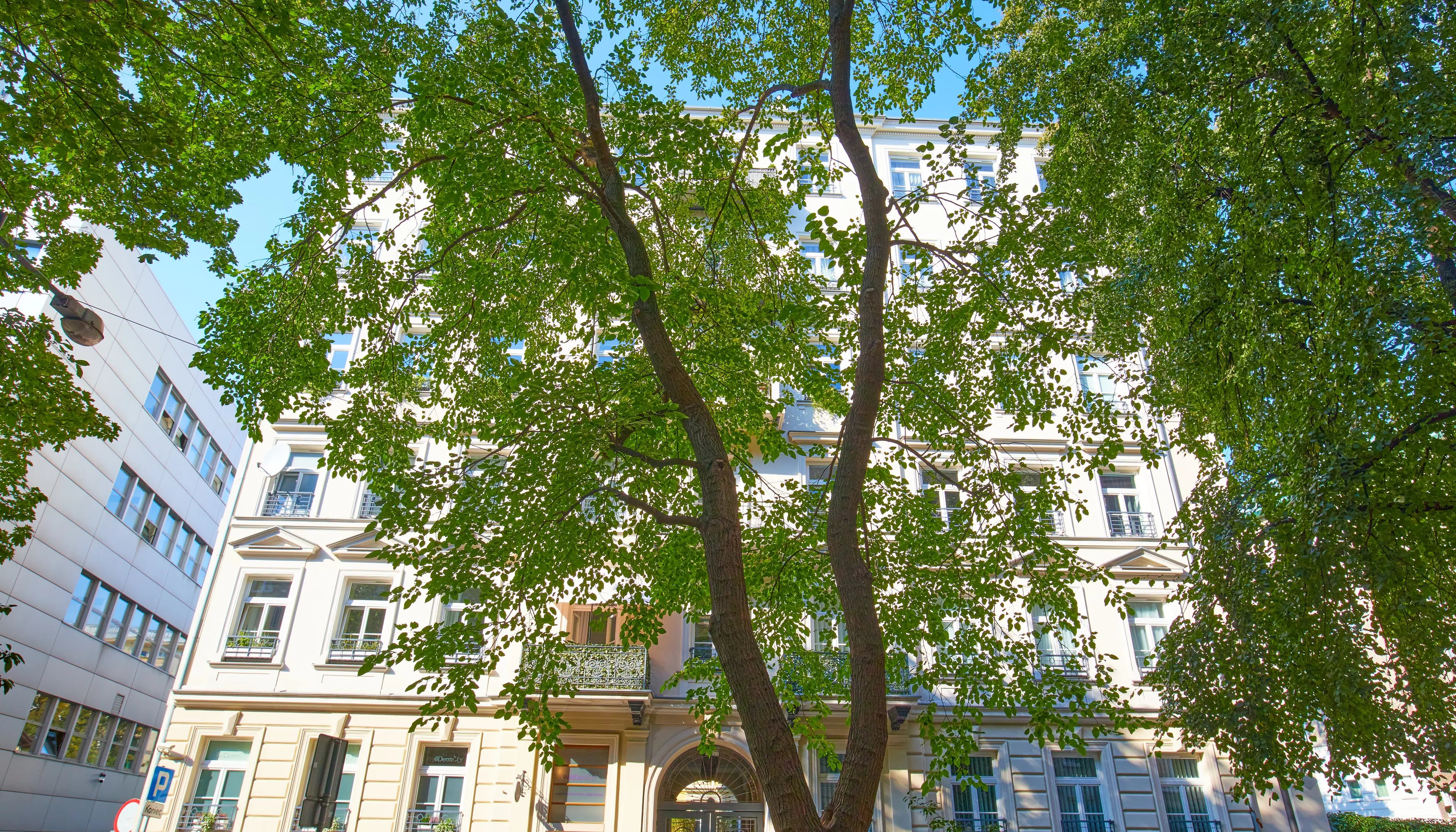 Piękna 44, Piękna 44, Warszawa, Centrum