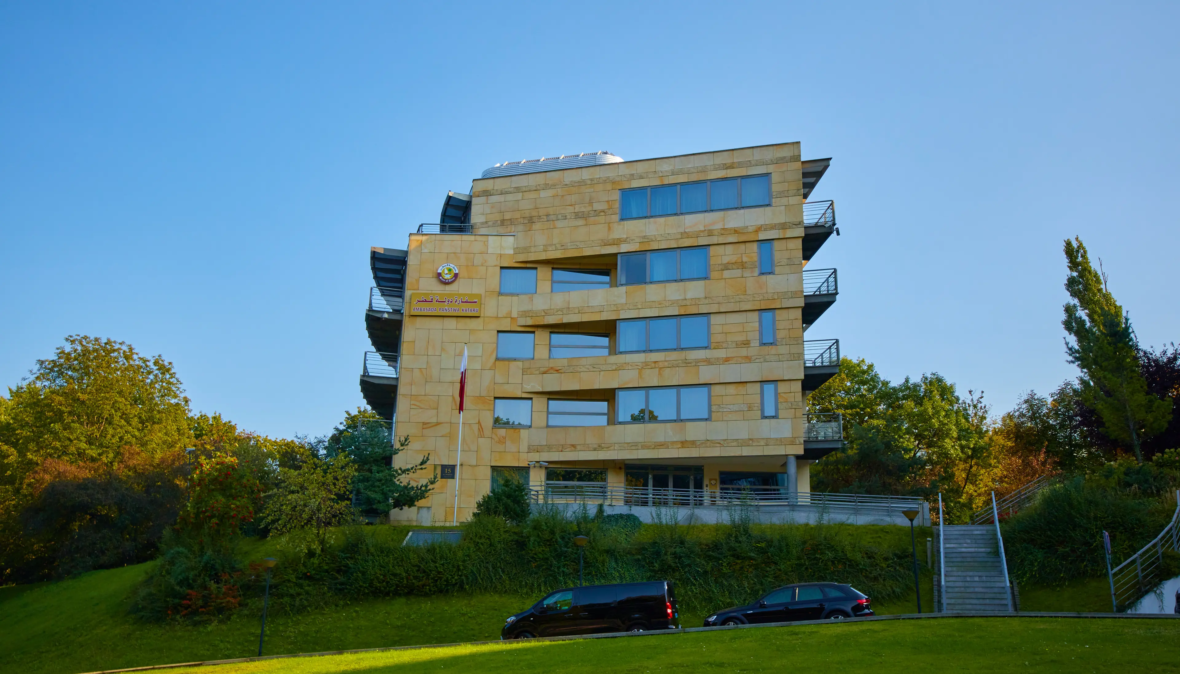 Yours House, Książęca 15, Warszawa, Centrum