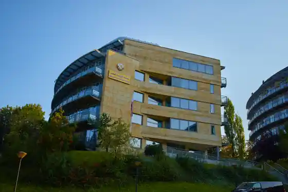 Yours House, Książęca 15, Warszawa, Centrum