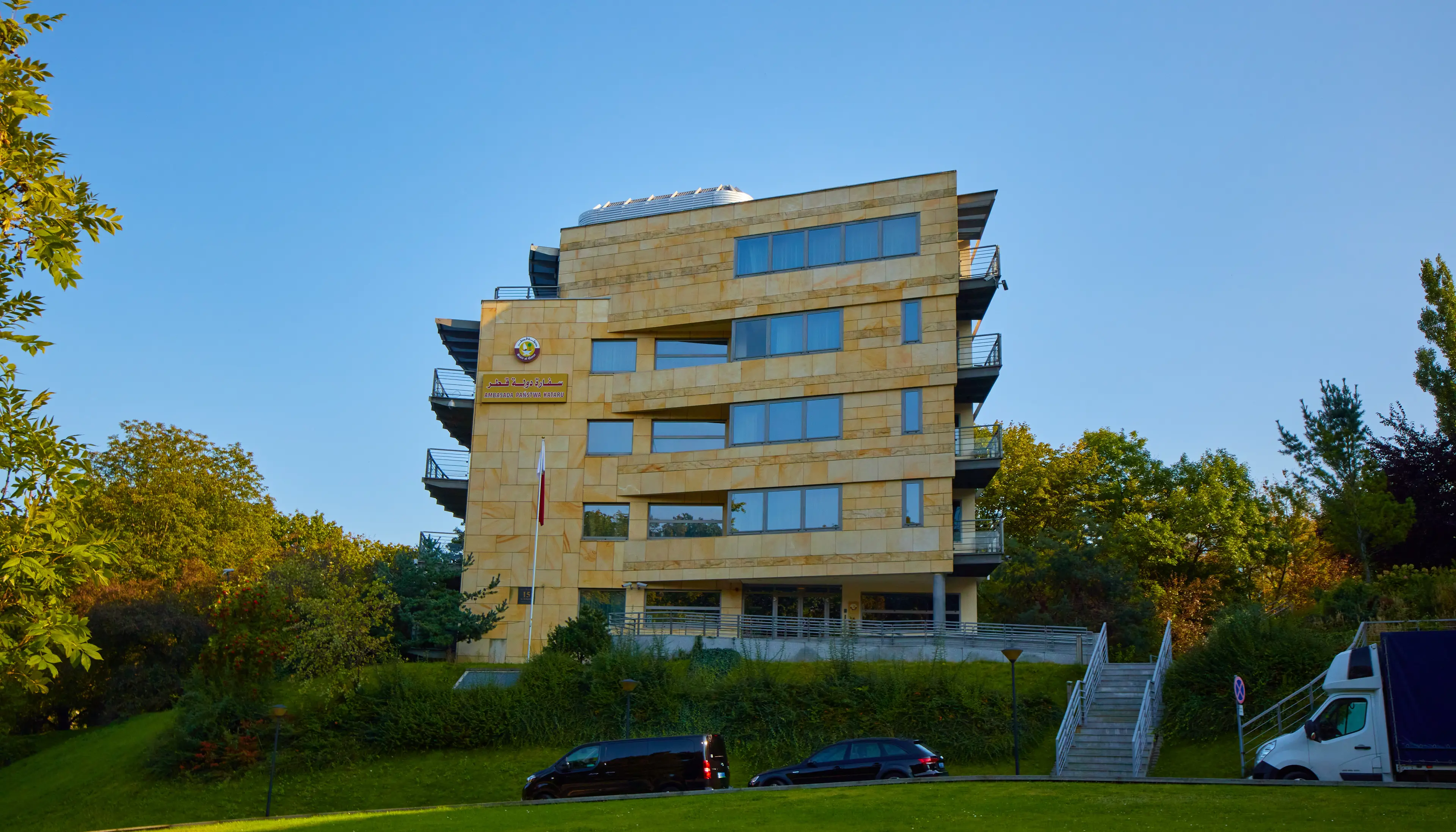 Yours House, Książęca 15, Warszawa, Centrum
