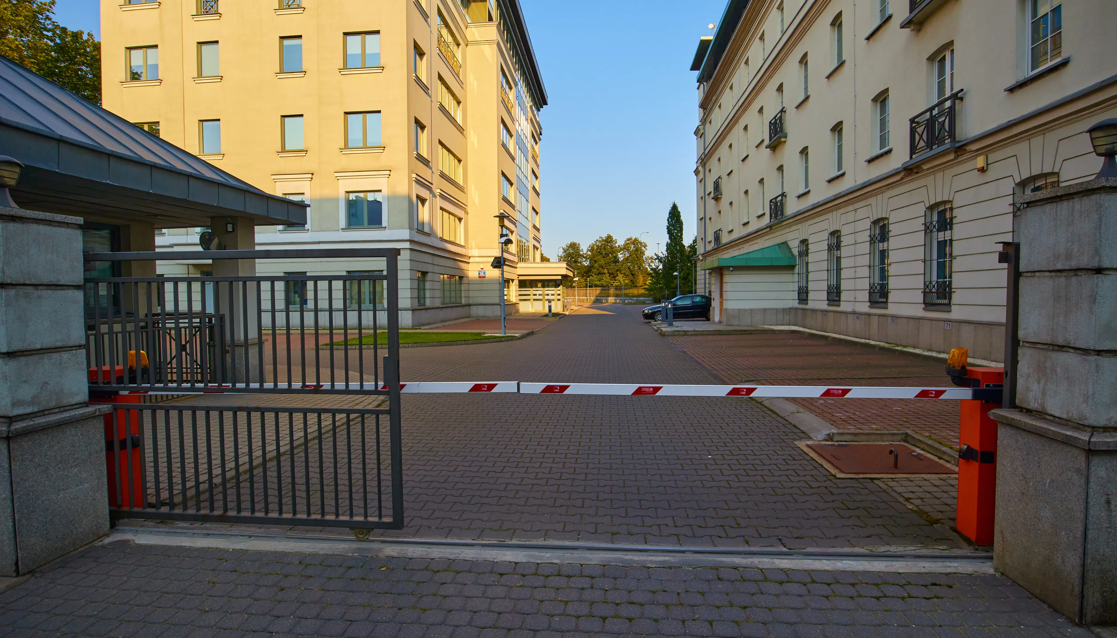 Amplico HQ II, Przemysłowa 26 A, Warsaw, Centrum
