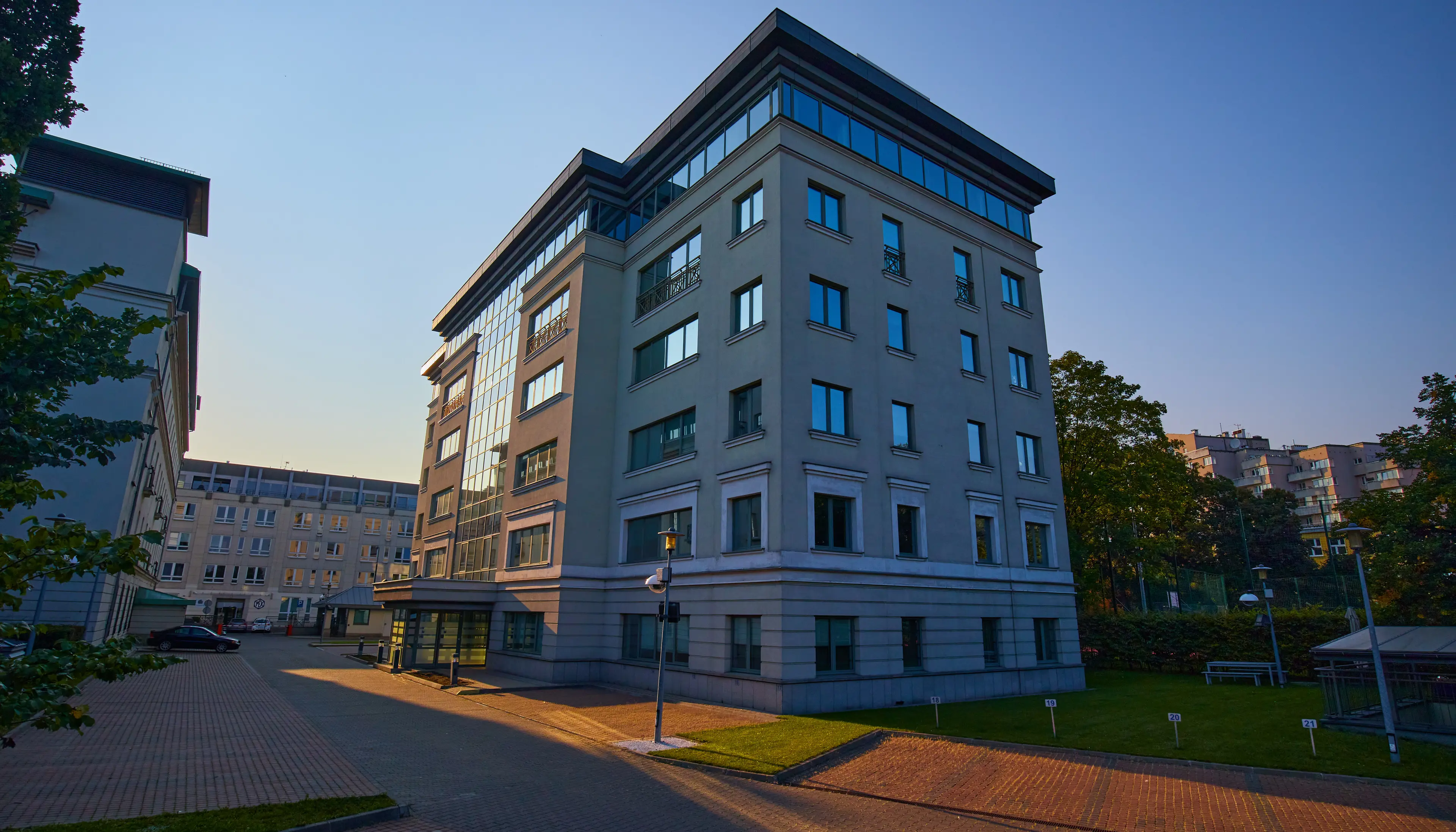 Amplico HQ II, Przemysłowa 26 A, Warsaw, Centrum