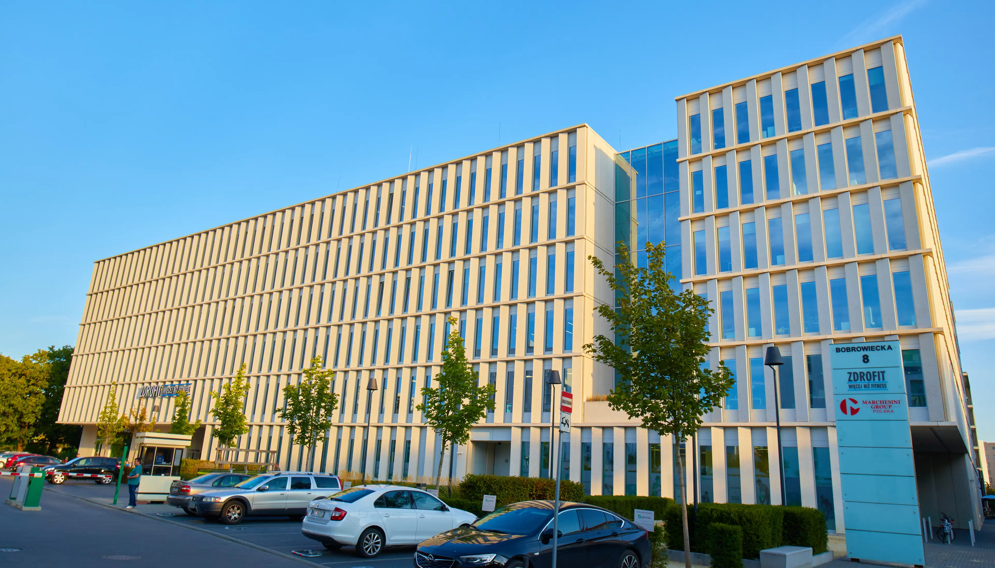 Bobrowiecka 8, Bobrowiecka 8, Warszawa, Mokotów
