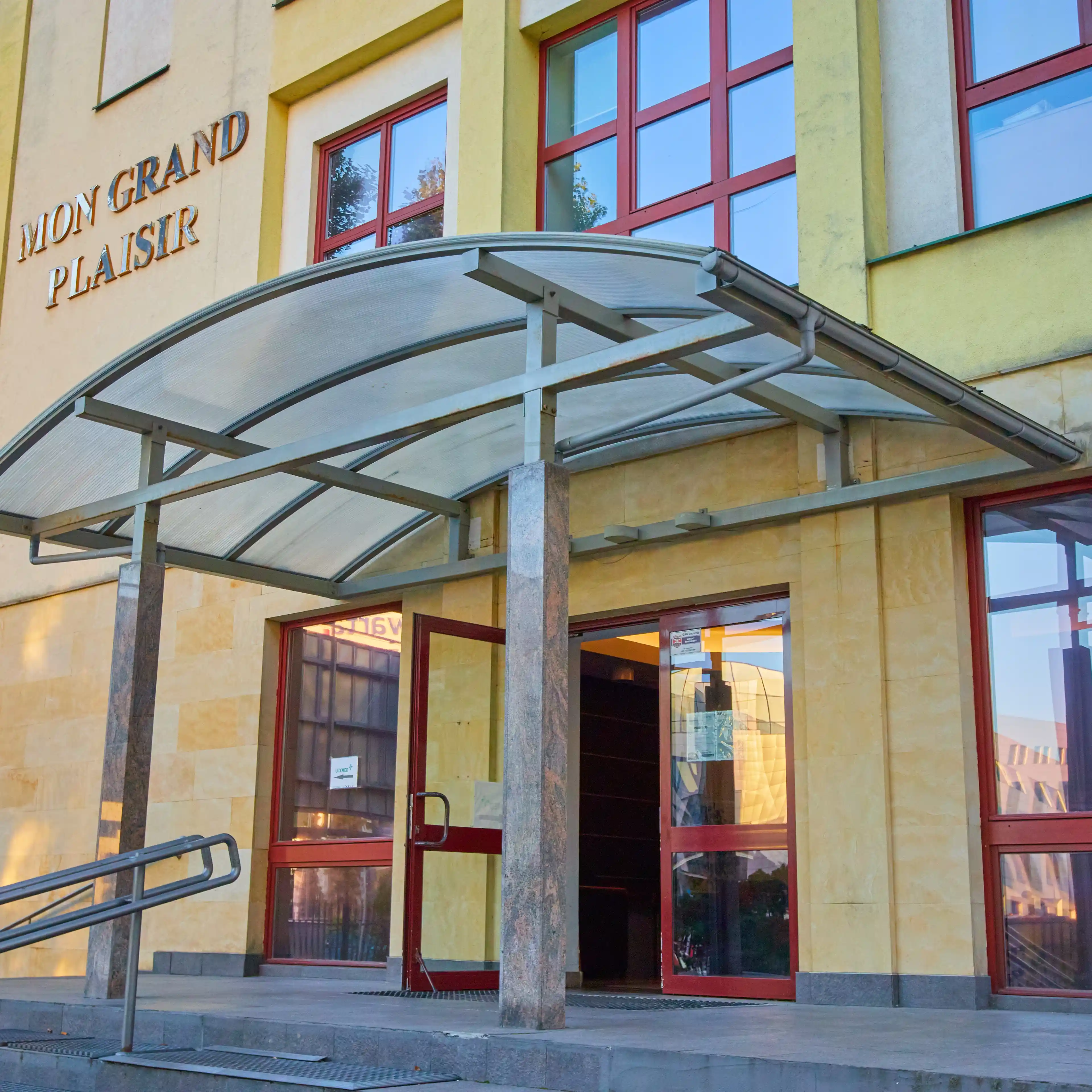 Mon Grand Plaisir, Bobrowiecka 1, Warsaw, Mokotów