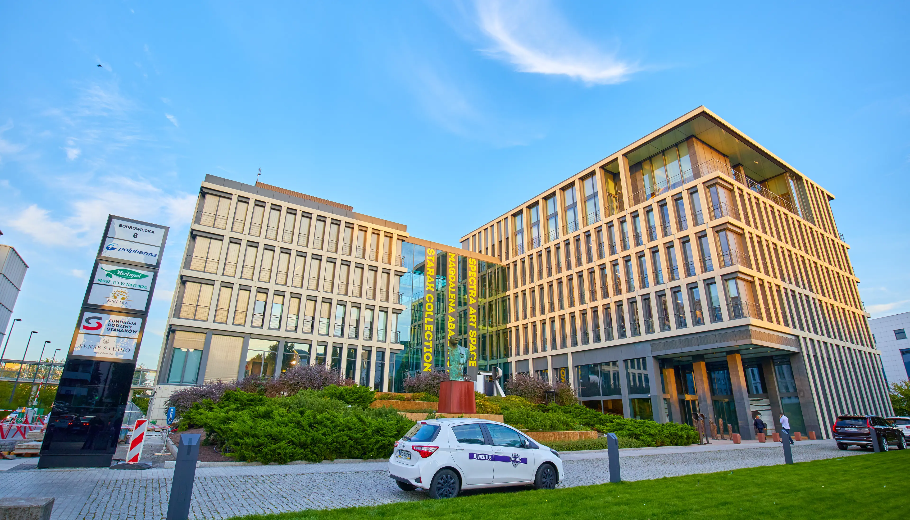 CENTRUM BIUROWE SPECTRA / Bobrowiecka 6, Bobrowiecka 6, Warsaw, Mokotów