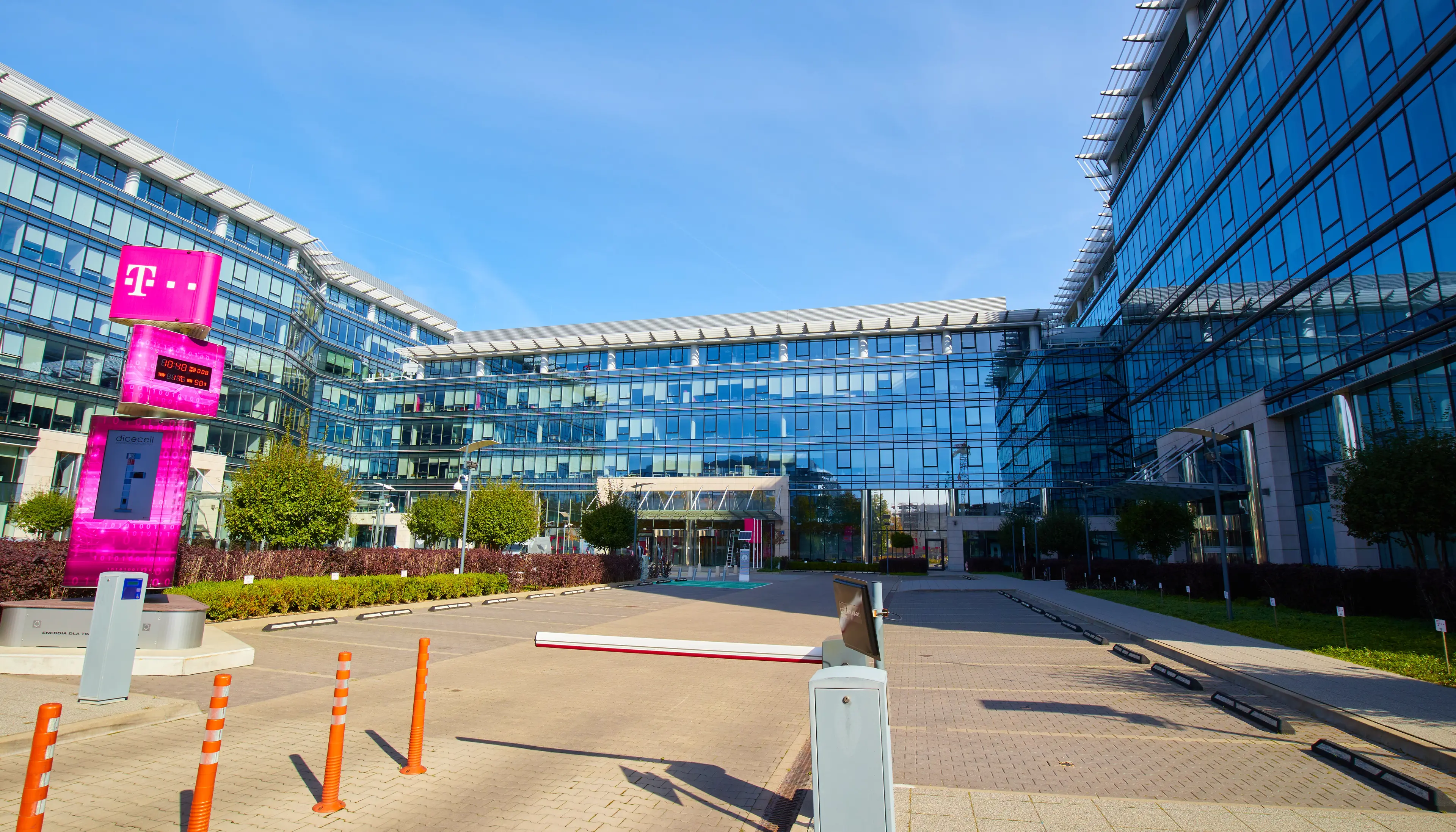T-Mobile Office Park, Marynarska 12, Warsaw, Mokotów