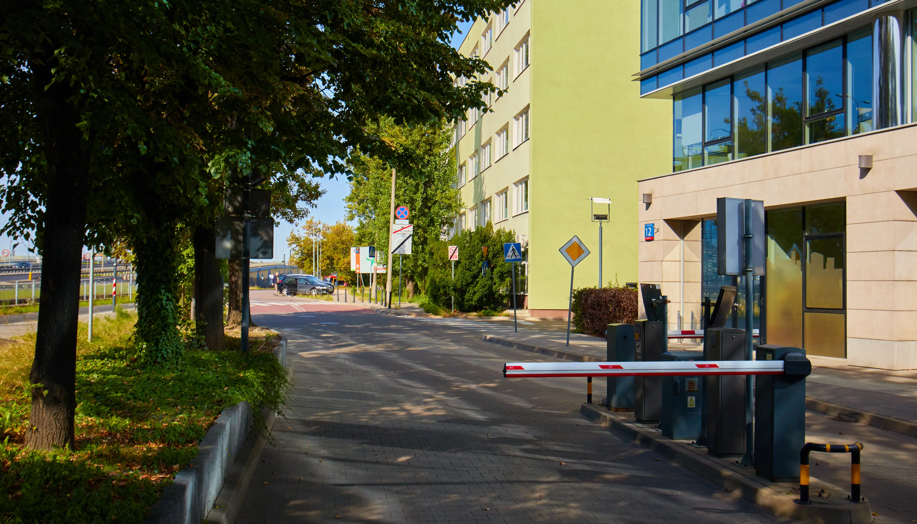 T-Mobile Office Park, Marynarska 12, Warsaw, Mokotów