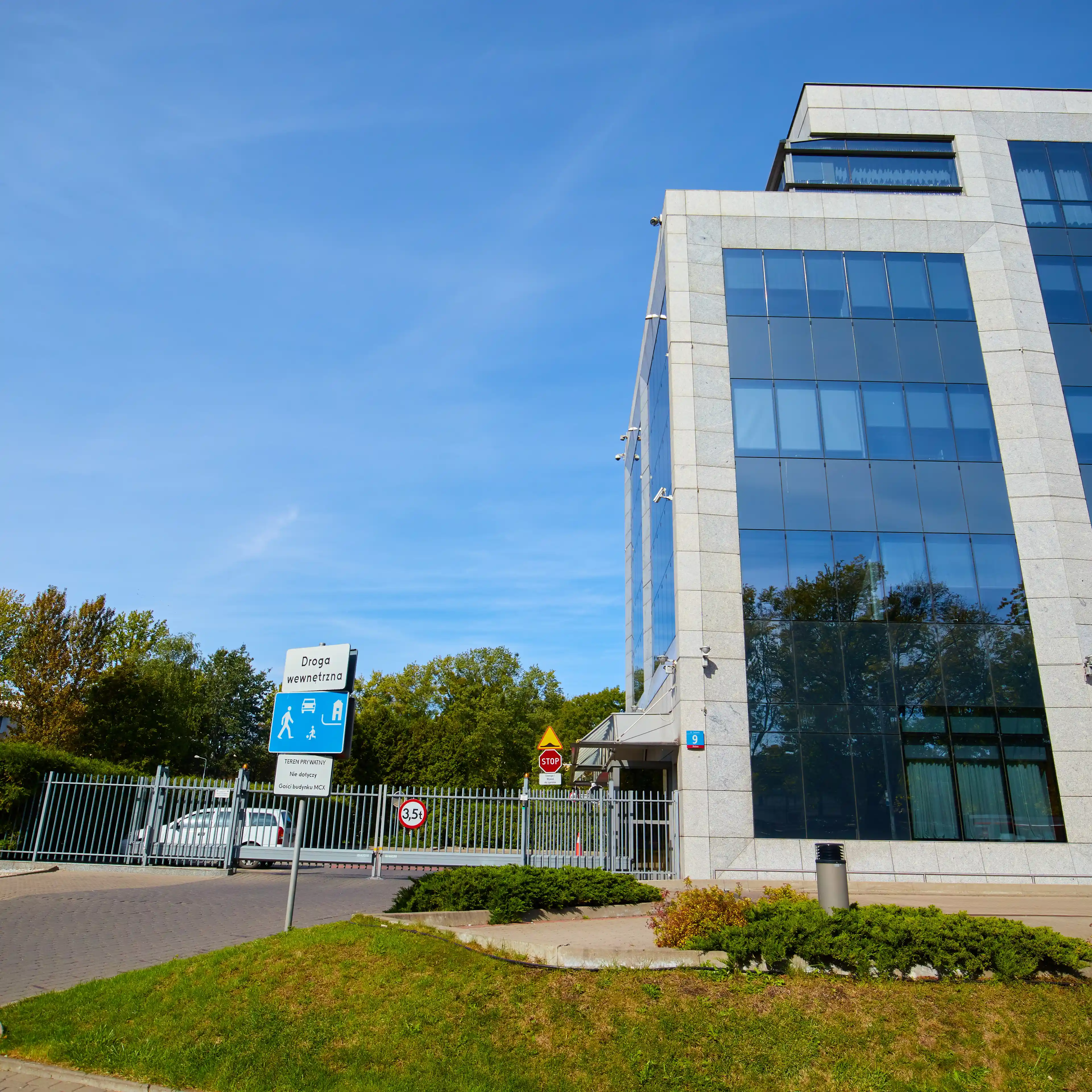 MCX, Gotarda 9, Warszawa, Mokotów