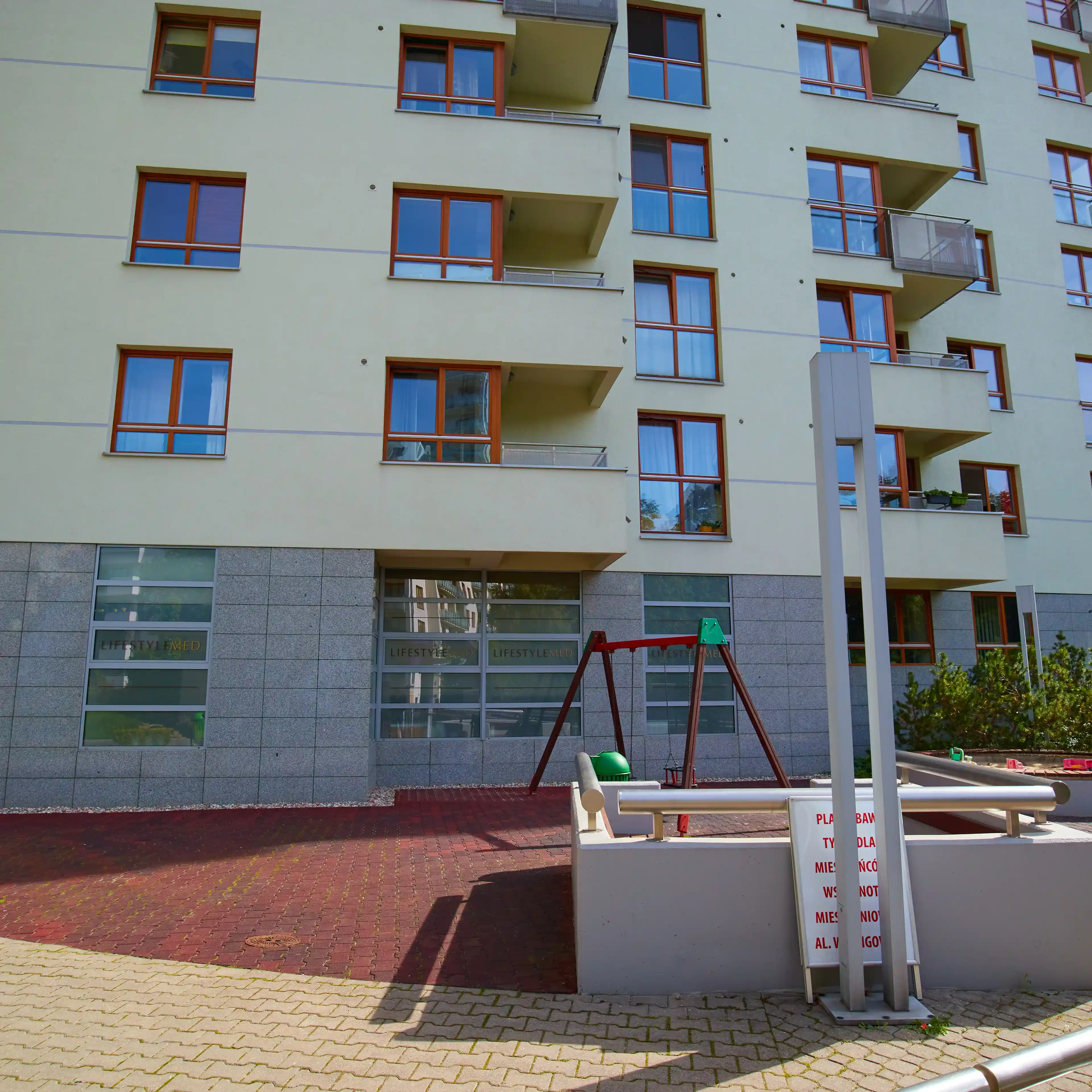 Wyścigowa 4B - Biura serwisowane, Wyścigowa 4B, Warszawa, Mokotów