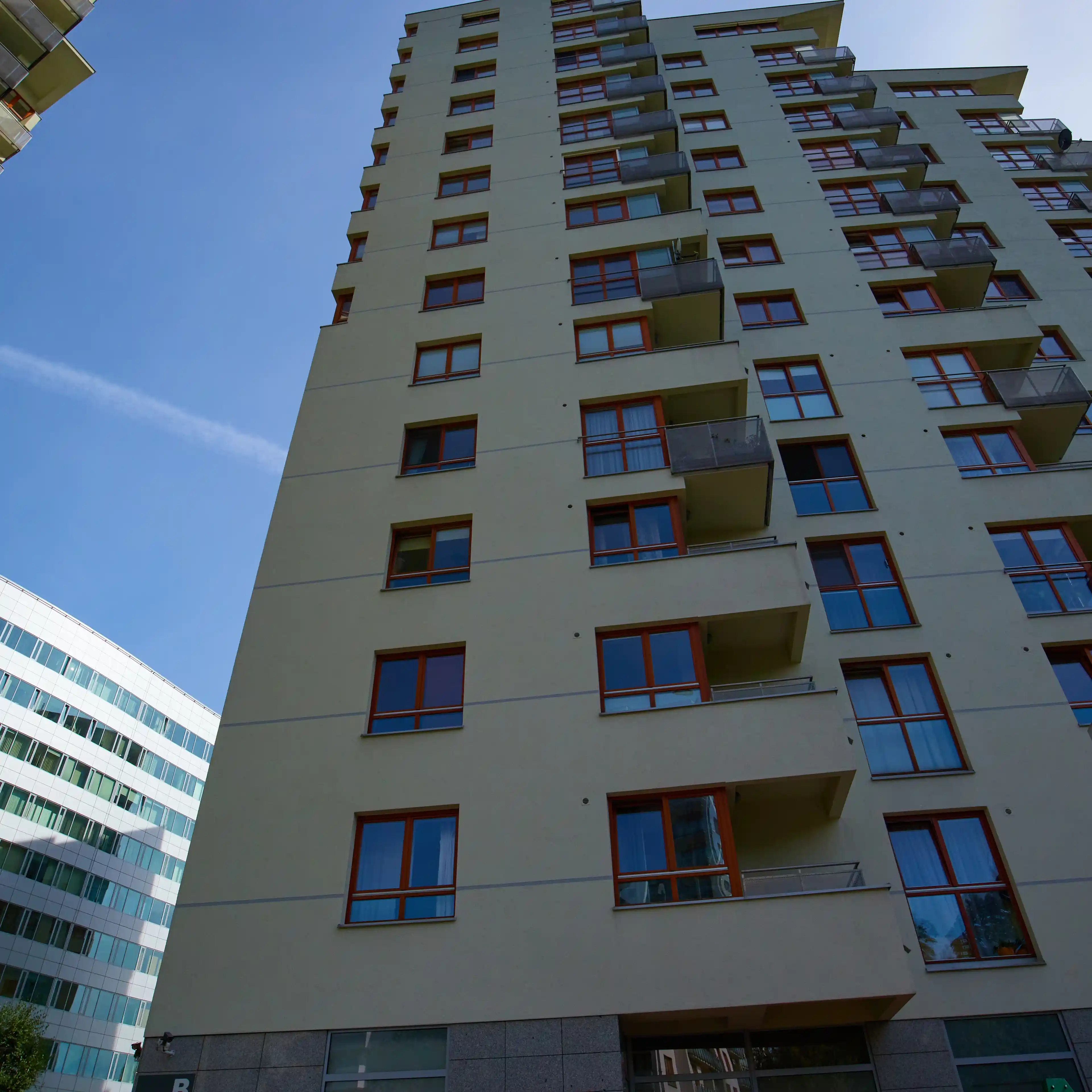 Wyścigowa 4B - Biura serwisowane, Wyścigowa 4B, Warszawa, Mokotów