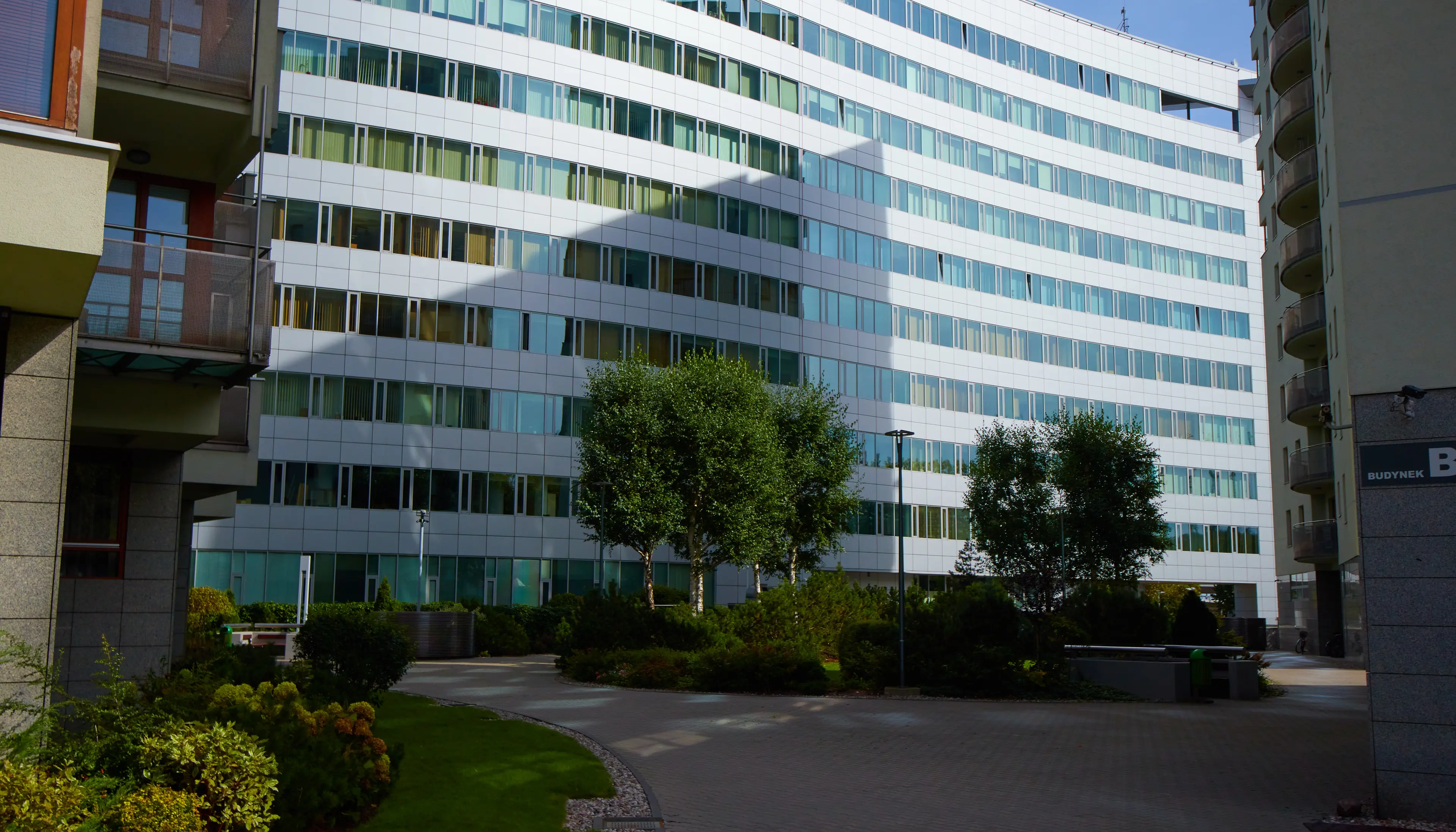 Wyścigowa 4B - Biura serwisowane, Wyścigowa 4B, Warszawa, Mokotów
