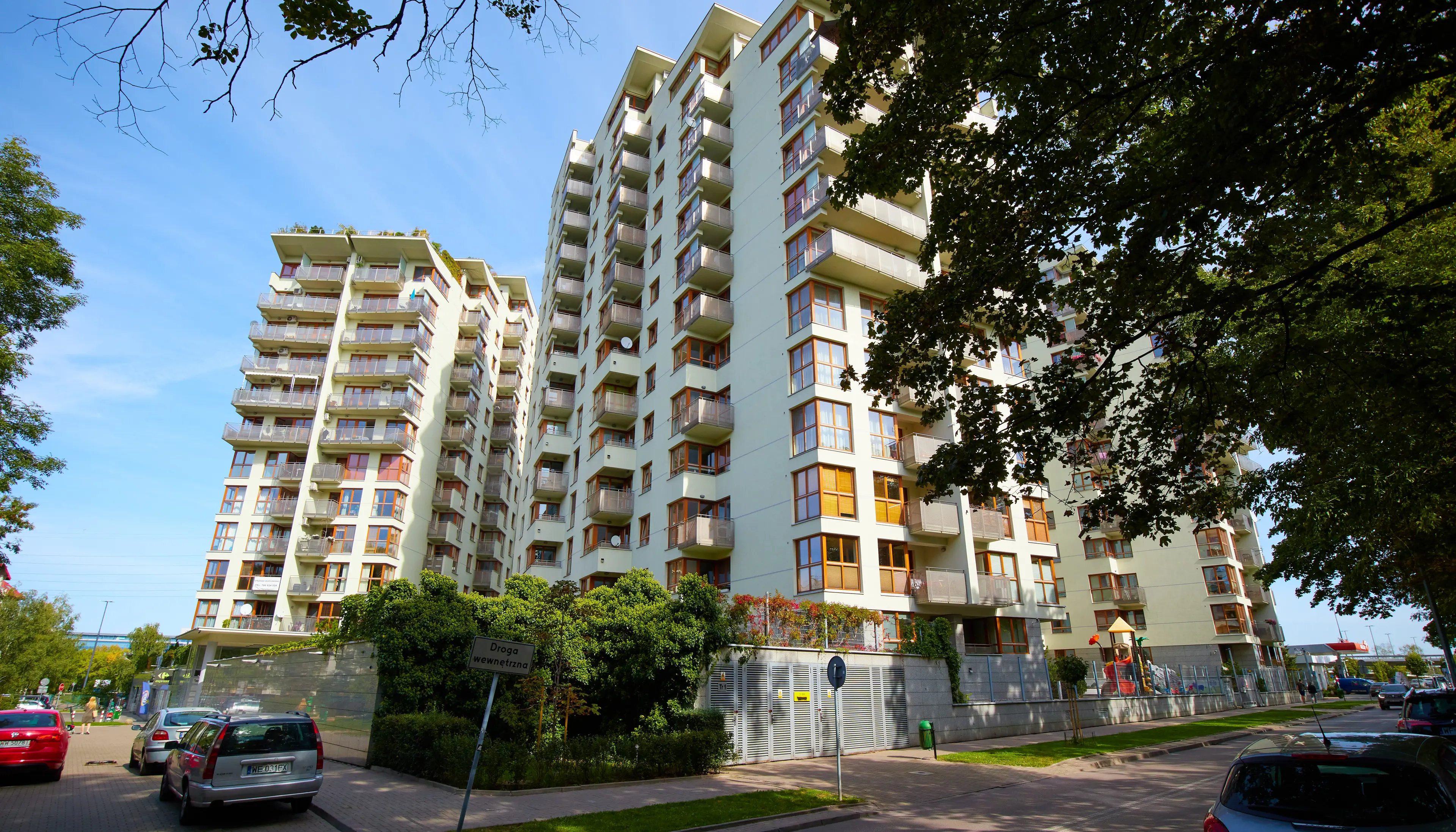 Wyścigowa 4B - Biura serwisowane, Wyścigowa 4B, Warszawa, Mokotów