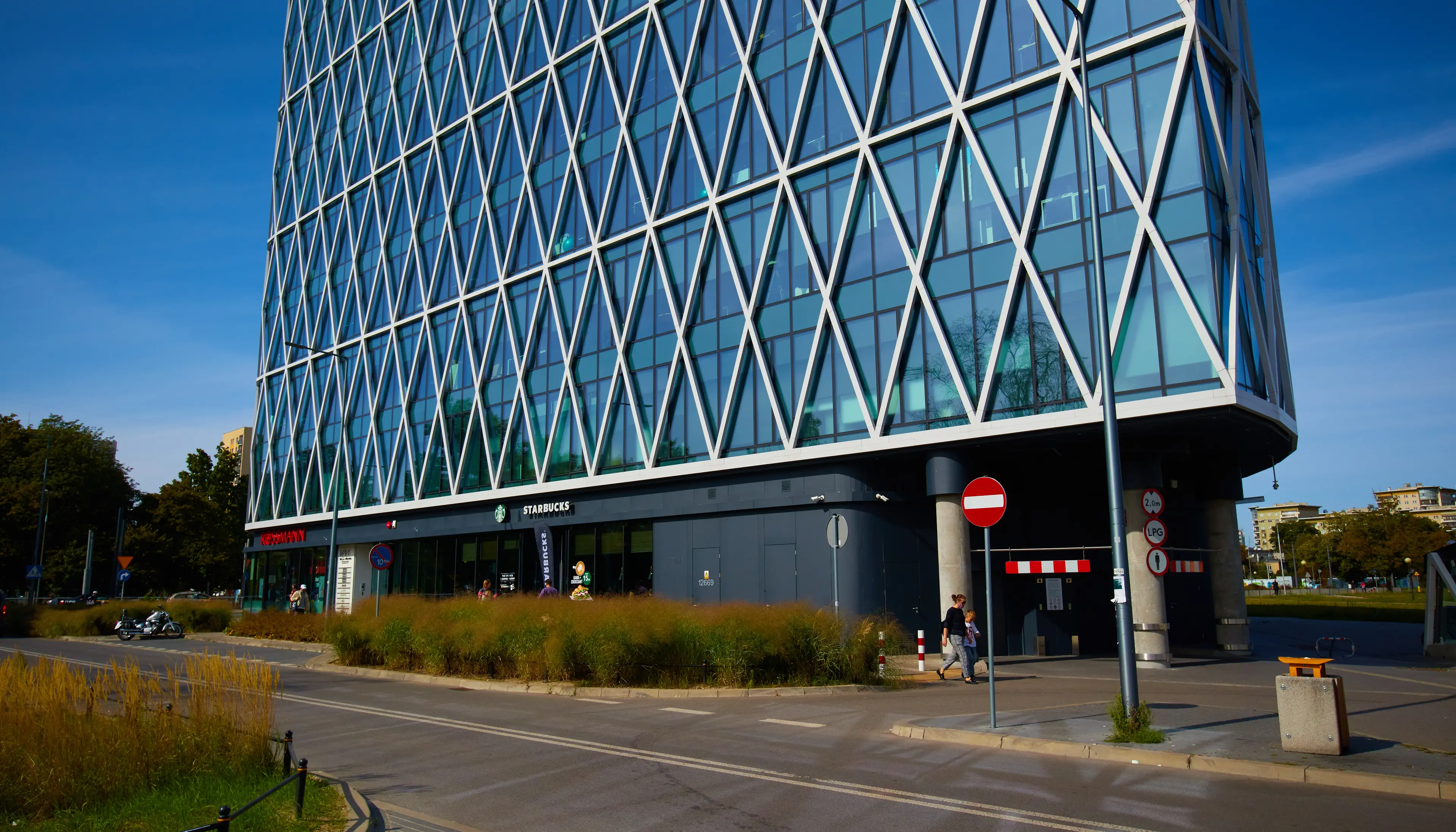 Villa Metro Business House, Puławska 145 B, Warsaw, Mokotów
