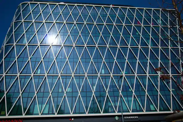 Villa Metro Business House, Puławska 145 B, Warsaw, Mokotów