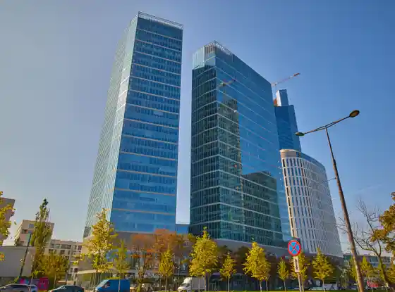 Całe piętro biurowca The Warsaw Hub C dla firmy Axpo